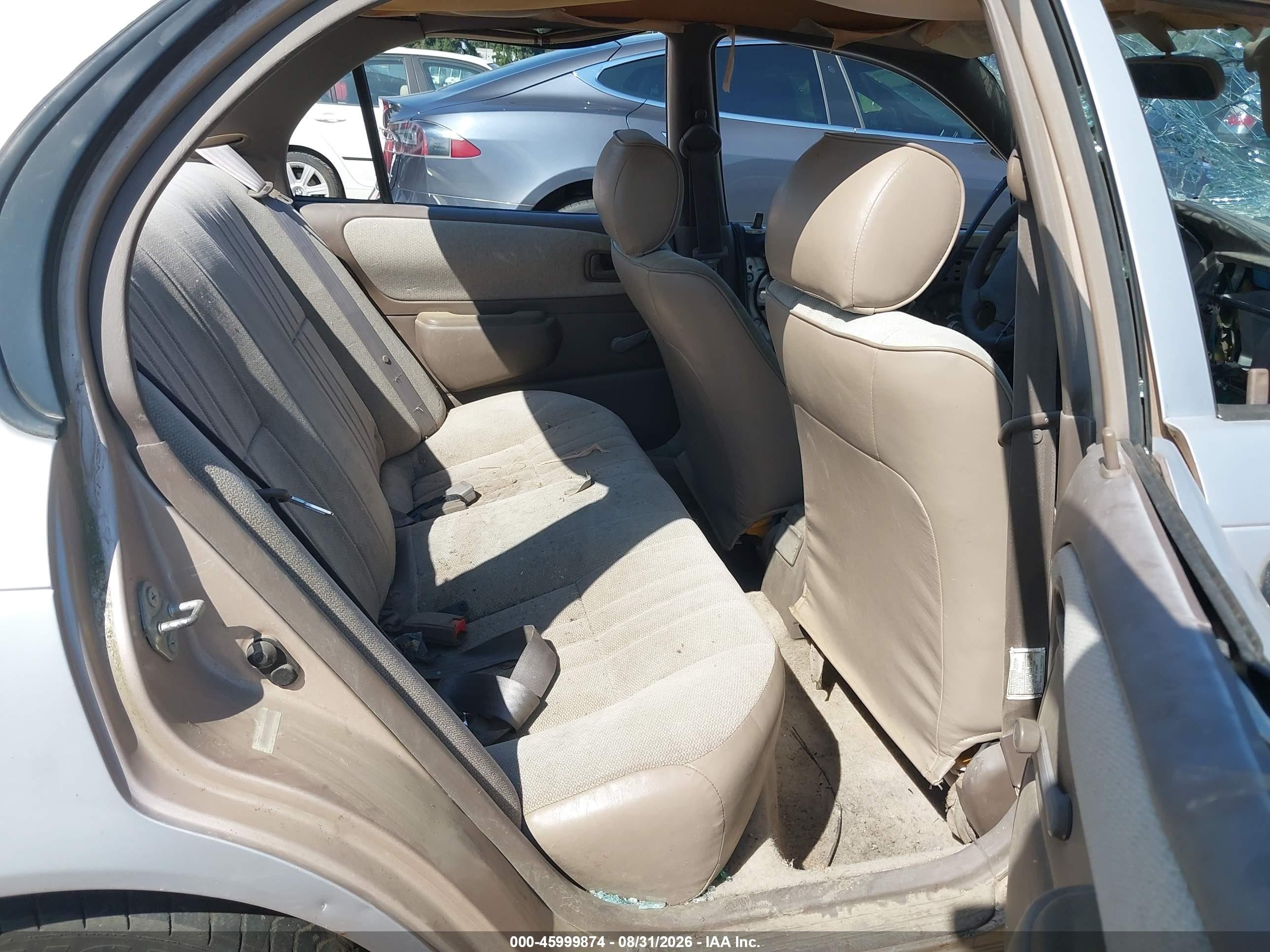 1997 Toyota Corolla Std Silver vin: 1NXBA02EXVZ585602