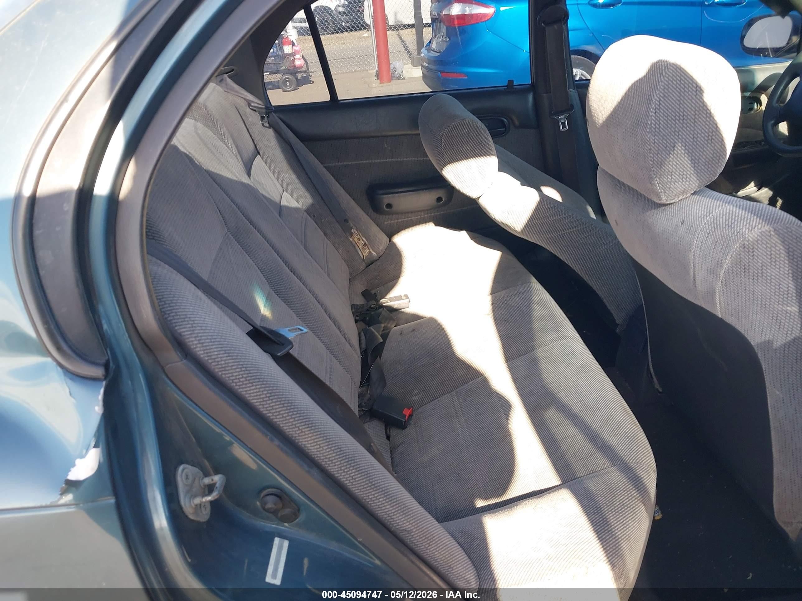 1996 Toyota Corolla Dx Blue vin: 1NXBB02E4TZ480564