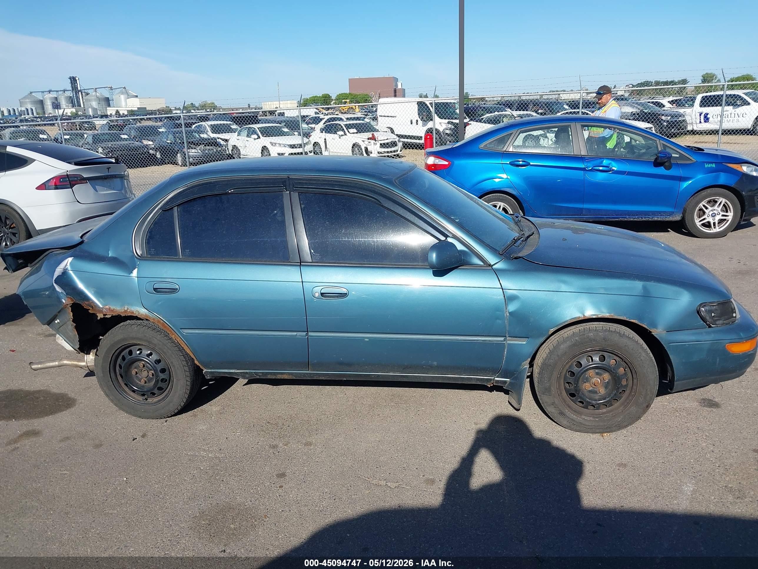 1996 Toyota Corolla Dx Blue vin: 1NXBB02E4TZ480564