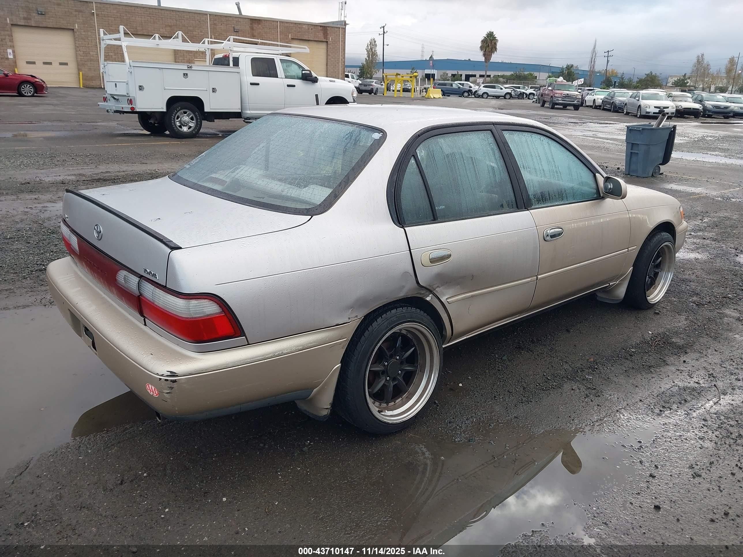 1997 Toyota Corolla Dx Gold vin: 1NXBB02EXVZ550796