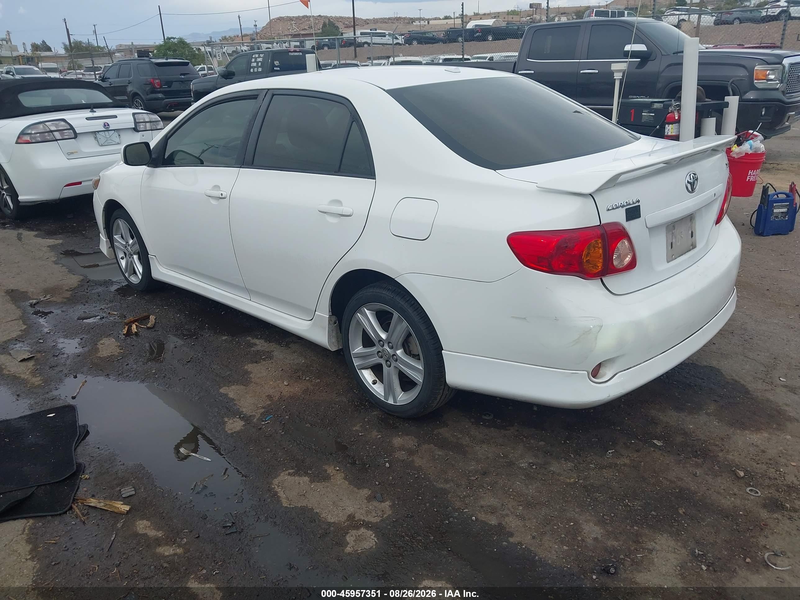 2009 Toyota Corolla Xrs White vin: 1NXBE40E09Z002488