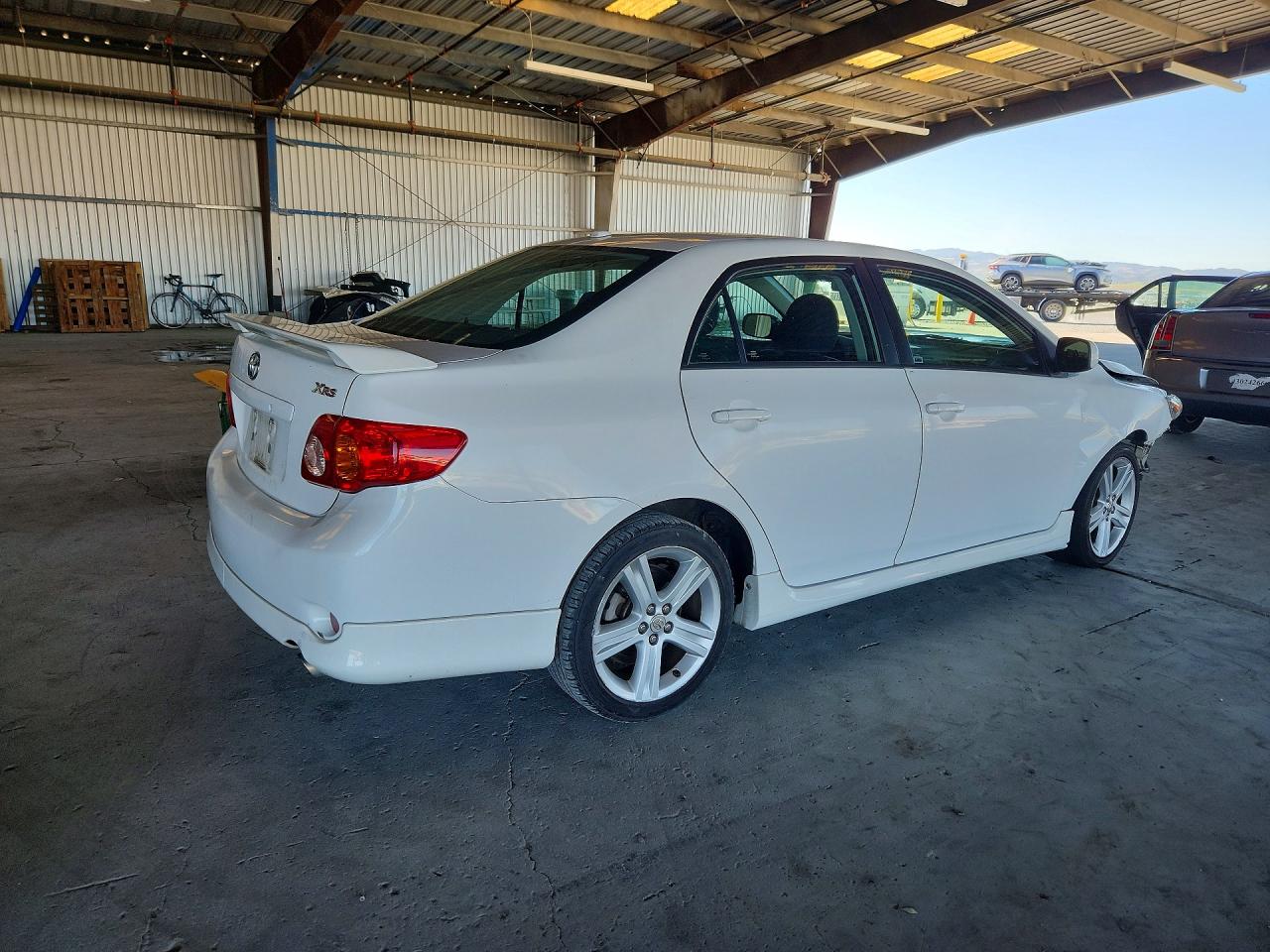 2010 Toyota Corolla White vin: 1NXBE4EE9AZ329131