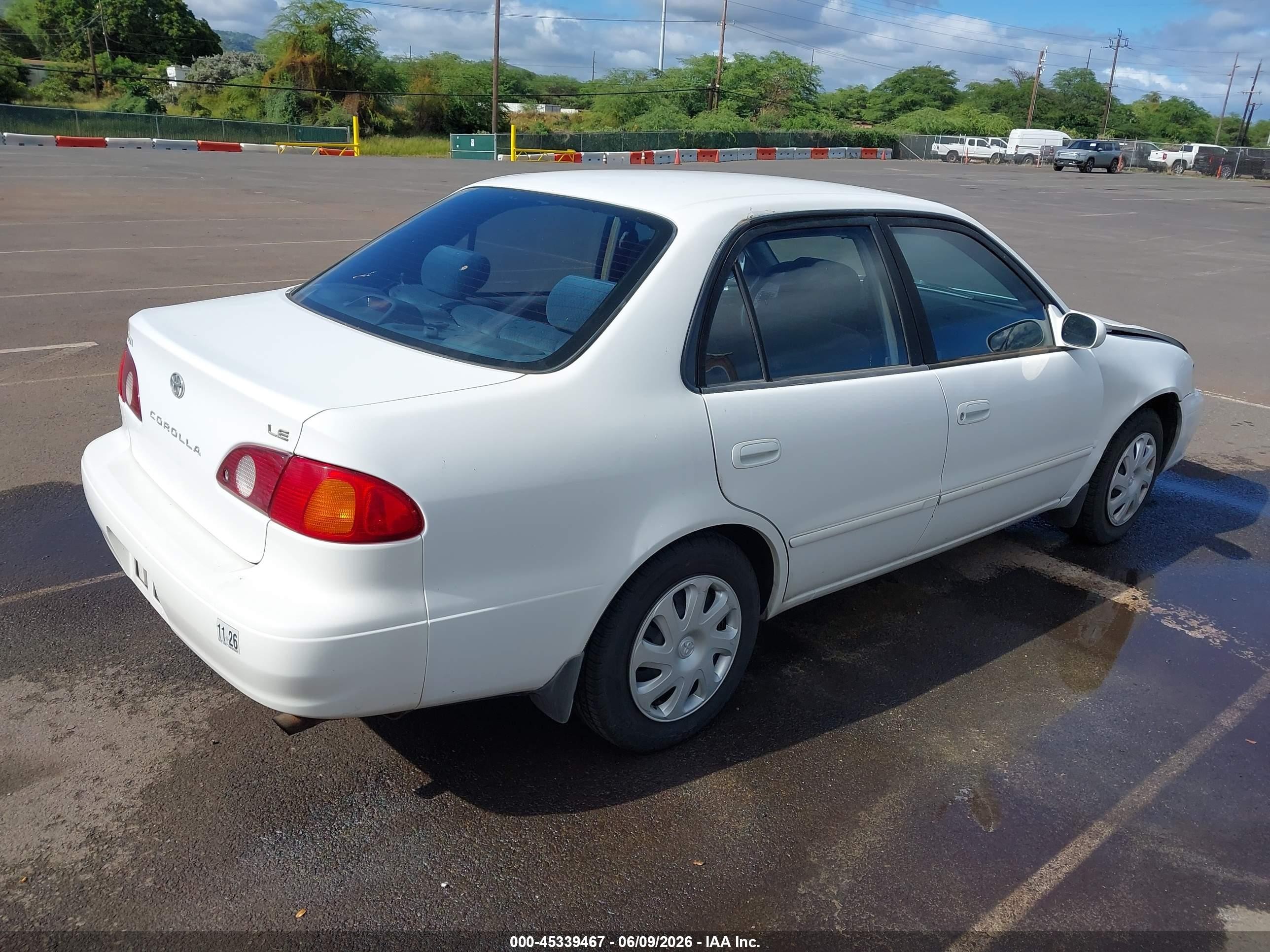 2002 Toyota Corolla Le White vin: 1NXBR12E12Z565619