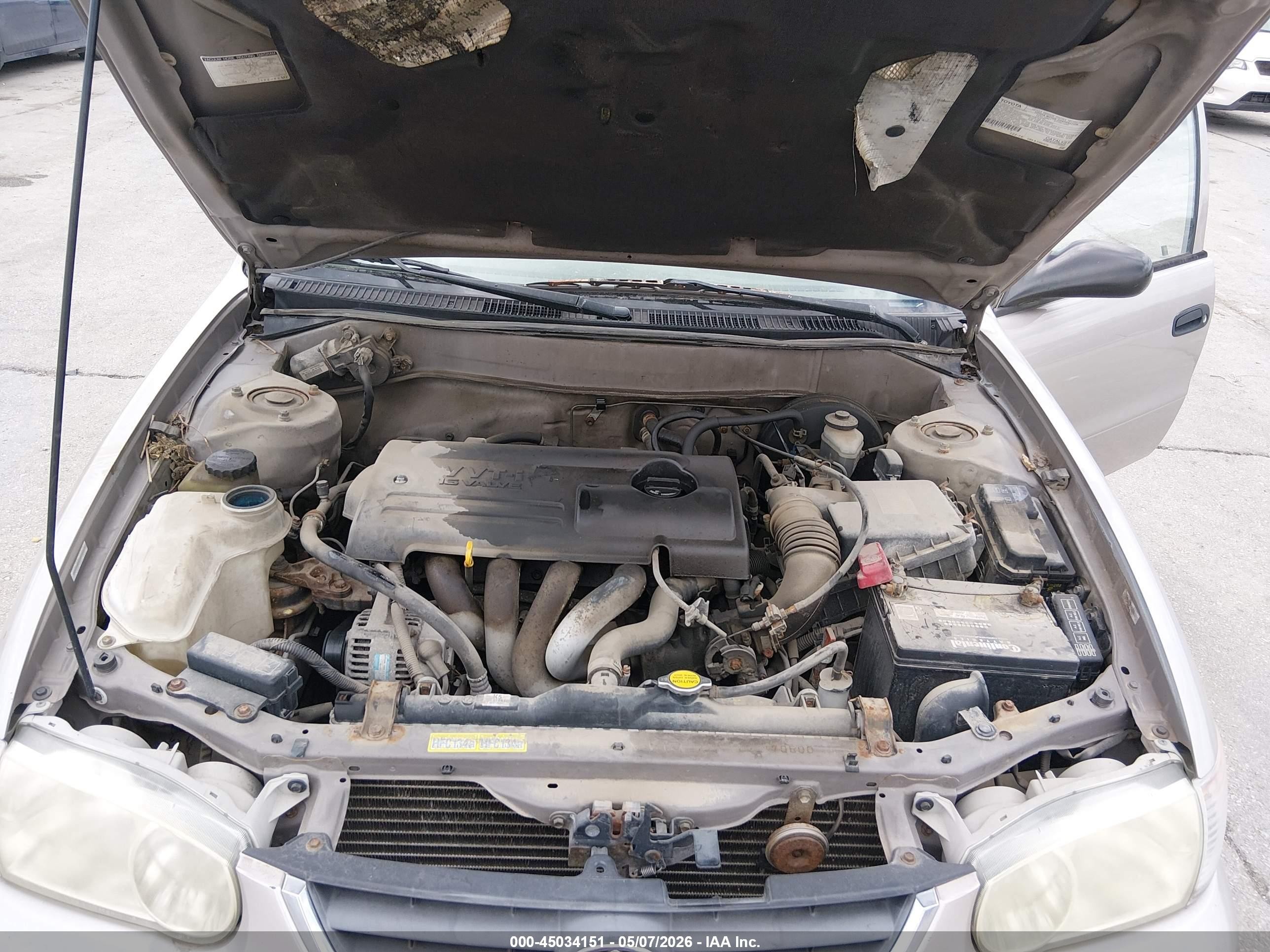 2002 Toyota Corolla Ce Золотой vin: 1NXBR12E12Z616133