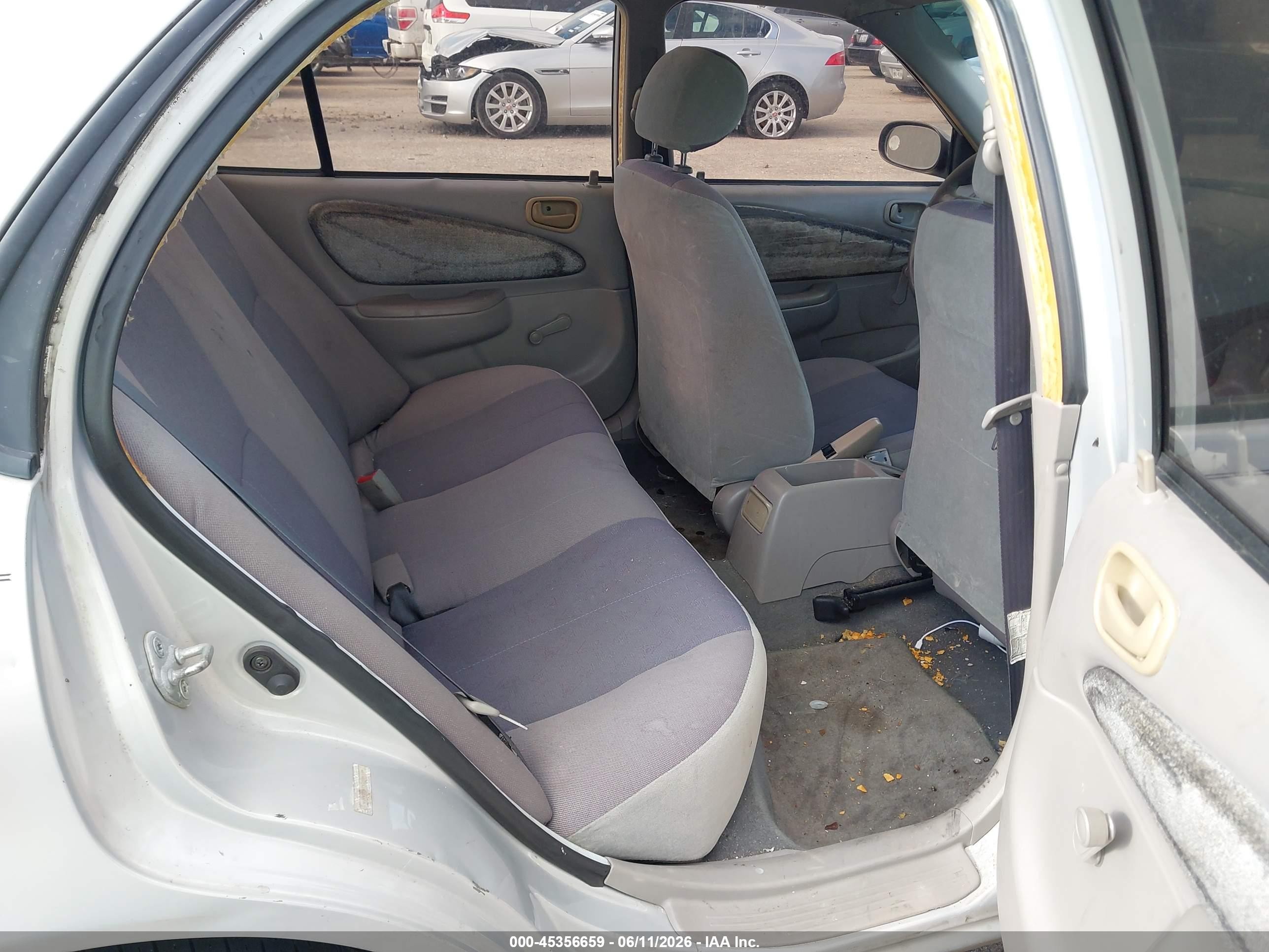 2000 Toyota Corolla Ve Silver vin: 1NXBR12E2YZ396106