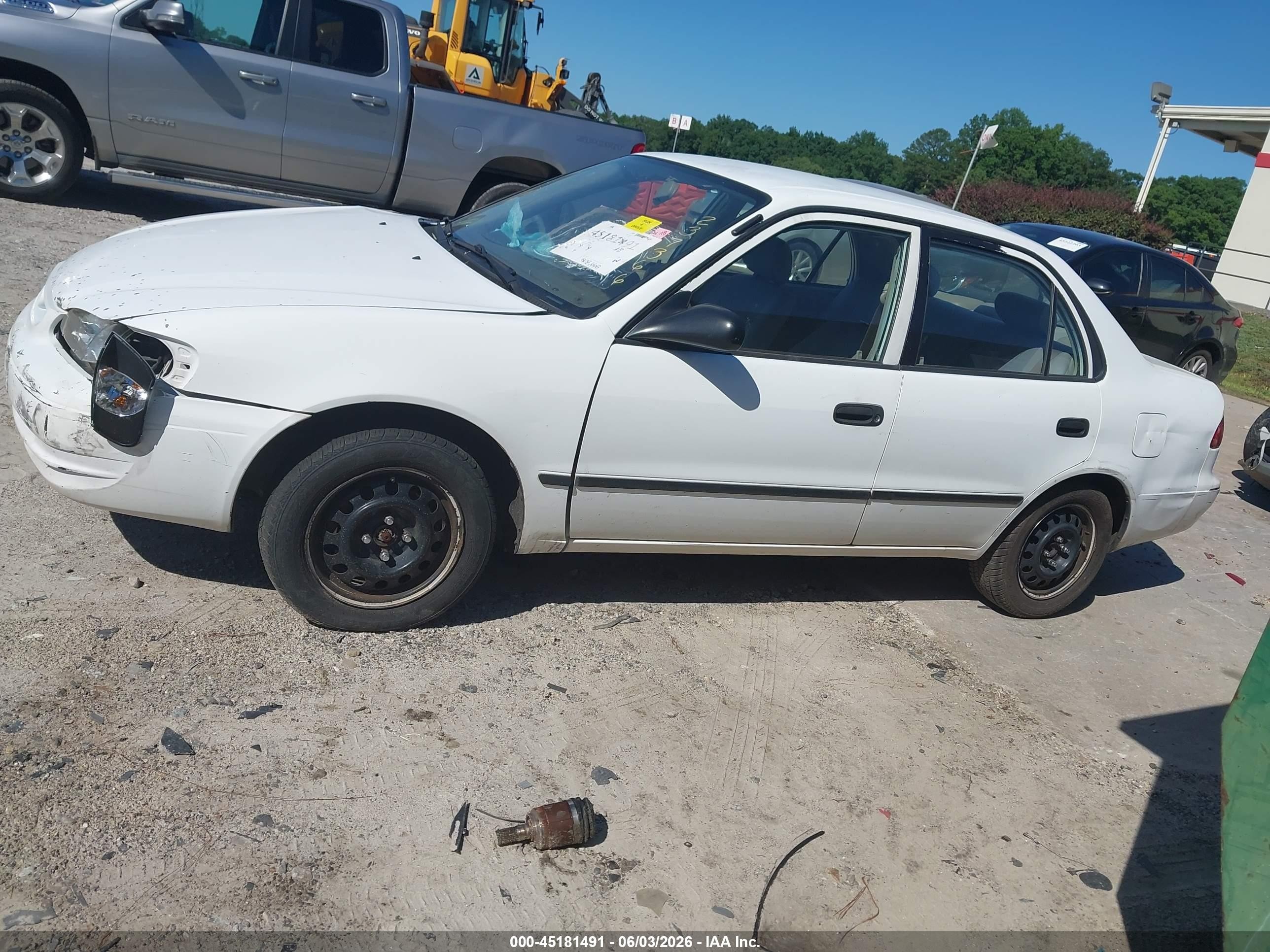1999 Toyota Corolla Ce White vin: 1NXBR12E3XZ237366