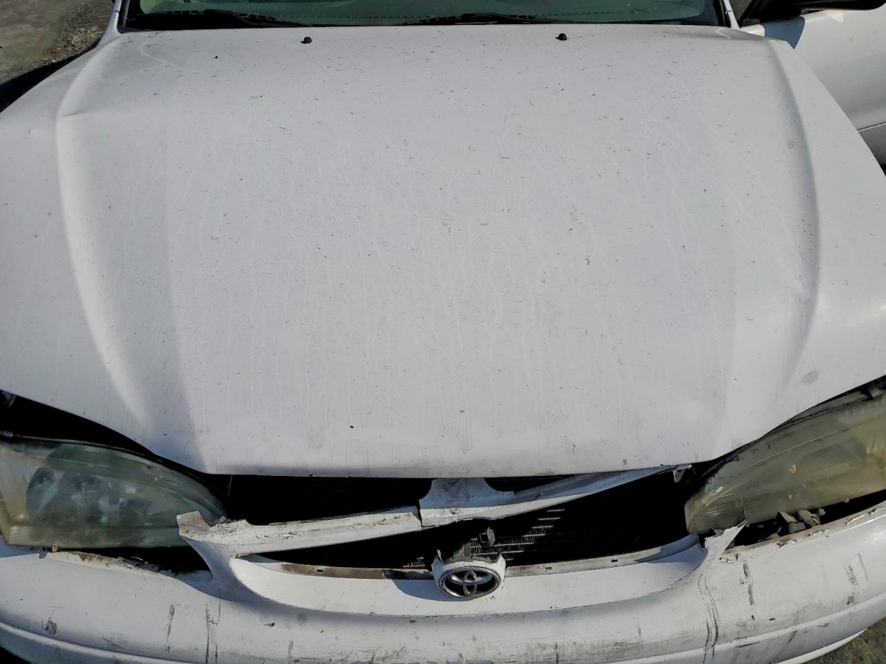 1998 Toyota Corolla Ve White vin: 1NXBR12E4WZ057327