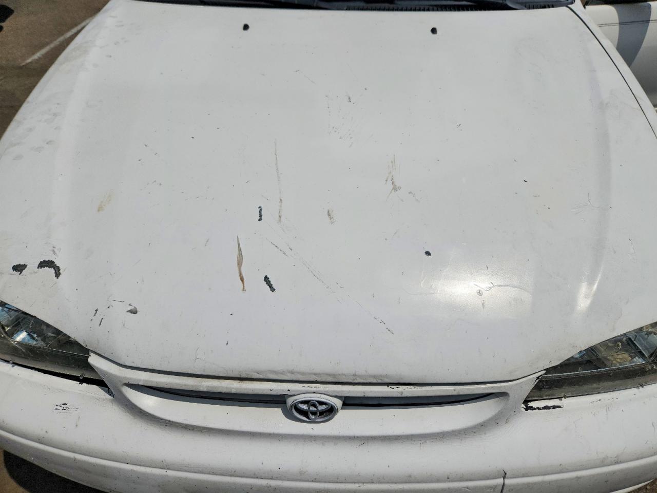 2000 Toyota Corolla Ve White vin: 1NXBR12E4YZ399752