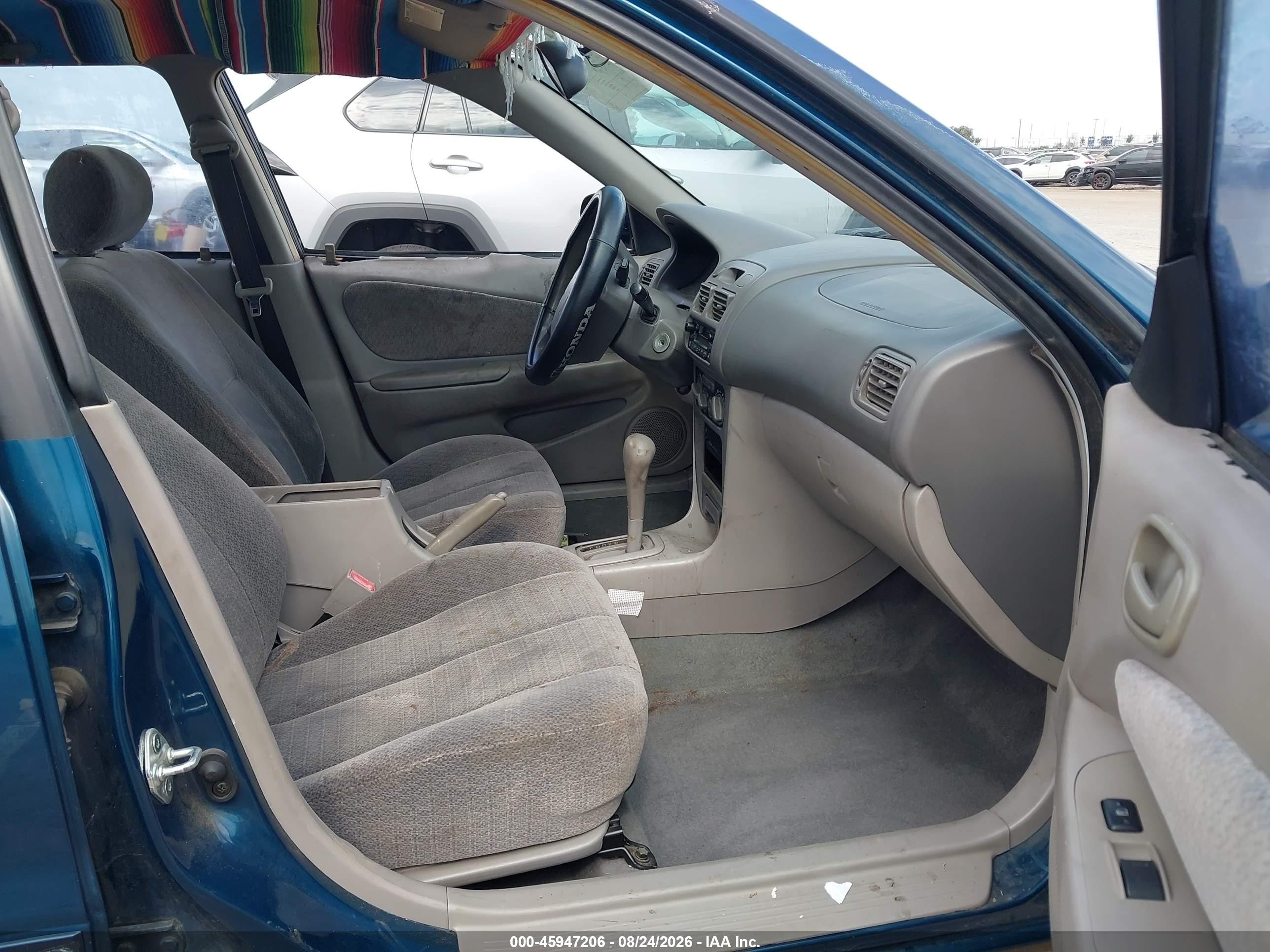 2002 Toyota Corolla Le Blue vin: 1NXBR12E52Z582486