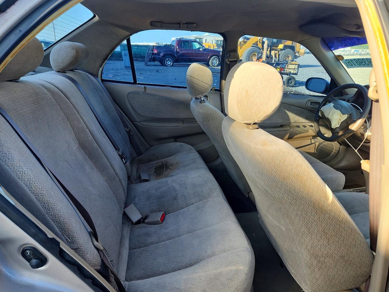 2002 Toyota Corolla Le Beige vin: 1NXBR12E52Z618385