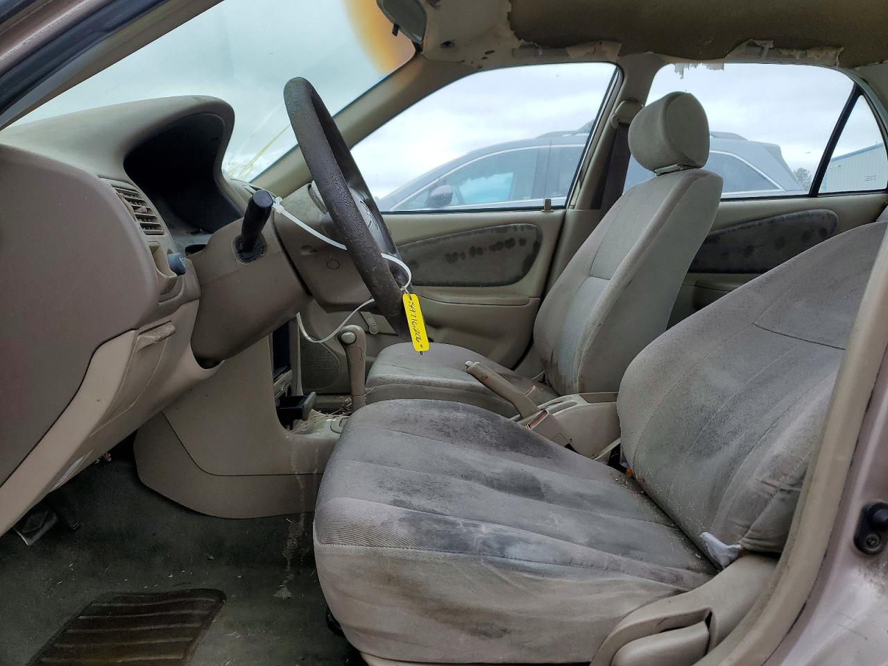 1998 Toyota Corolla Ve Tan vin: 1NXBR12E6WZ074100