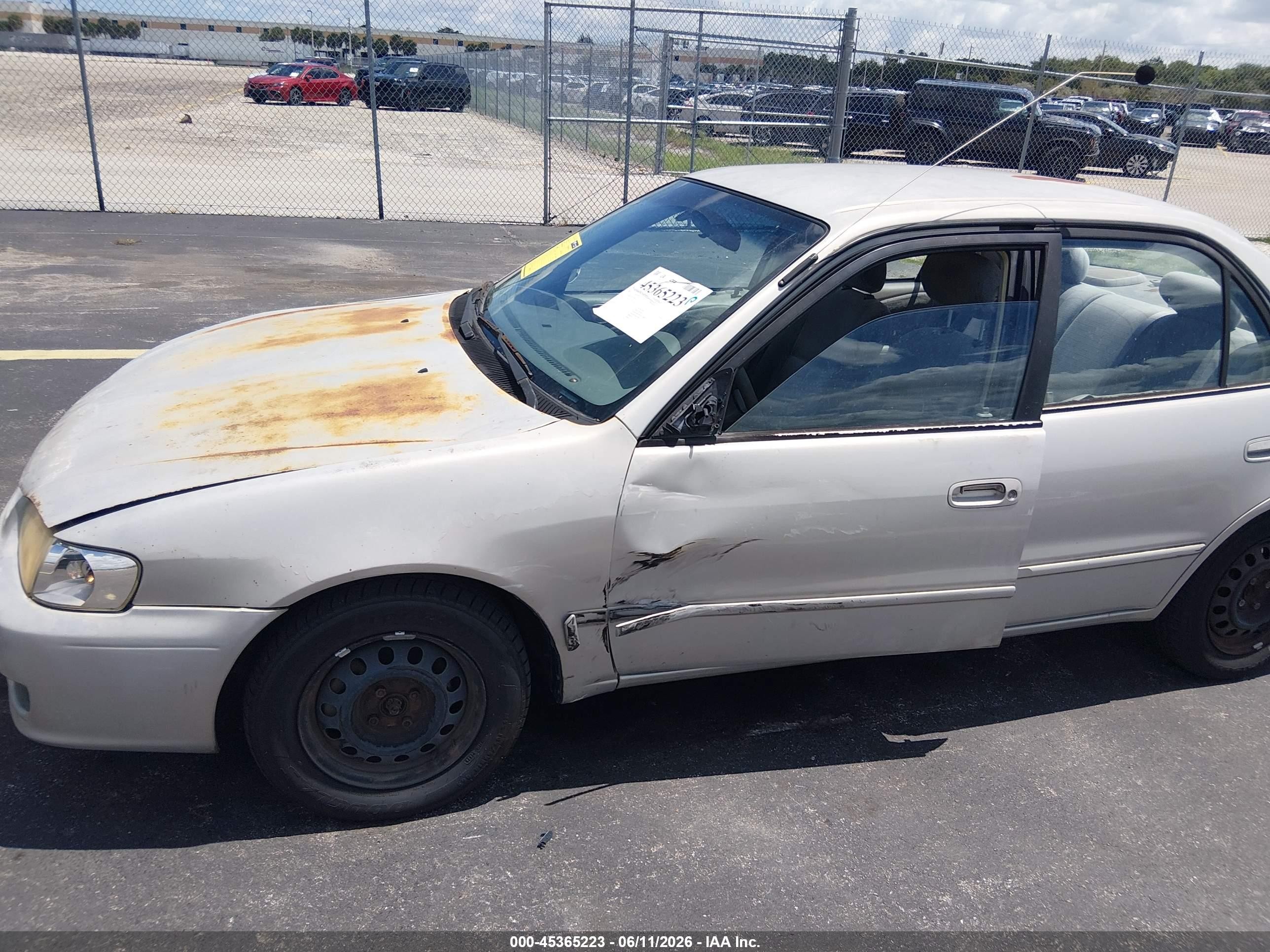 2002 Toyota Corolla Le Gray vin: 1NXBR12E72Z598317