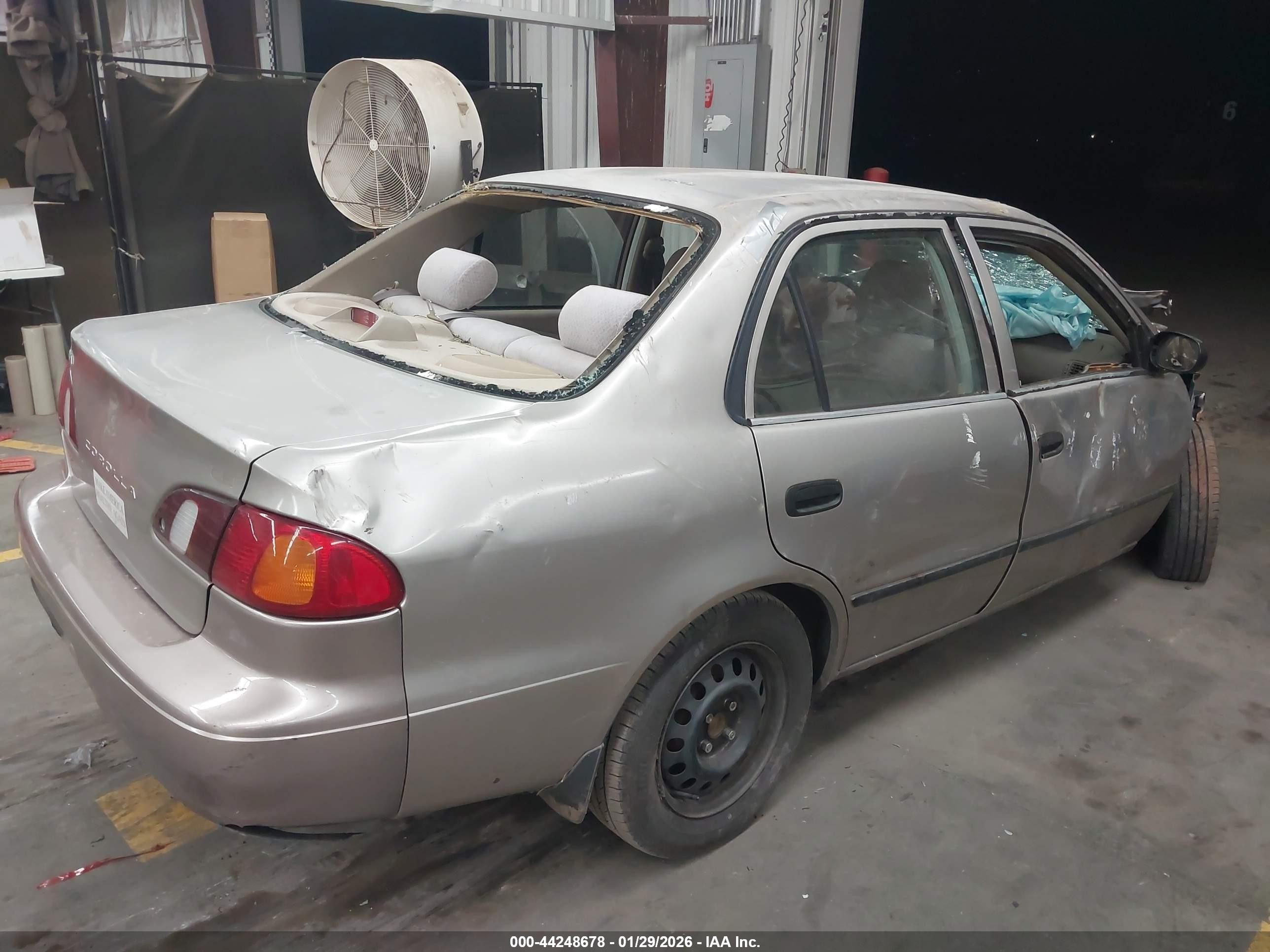 1999 Toyota Corolla Ce Brown vin: 1NXBR12E7XZ144463