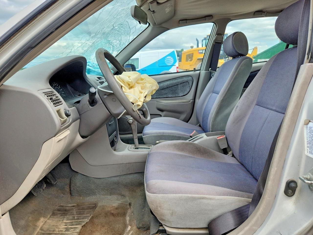 2000 Toyota Corolla Ve Silver vin: 1NXBR12E7YZ394321