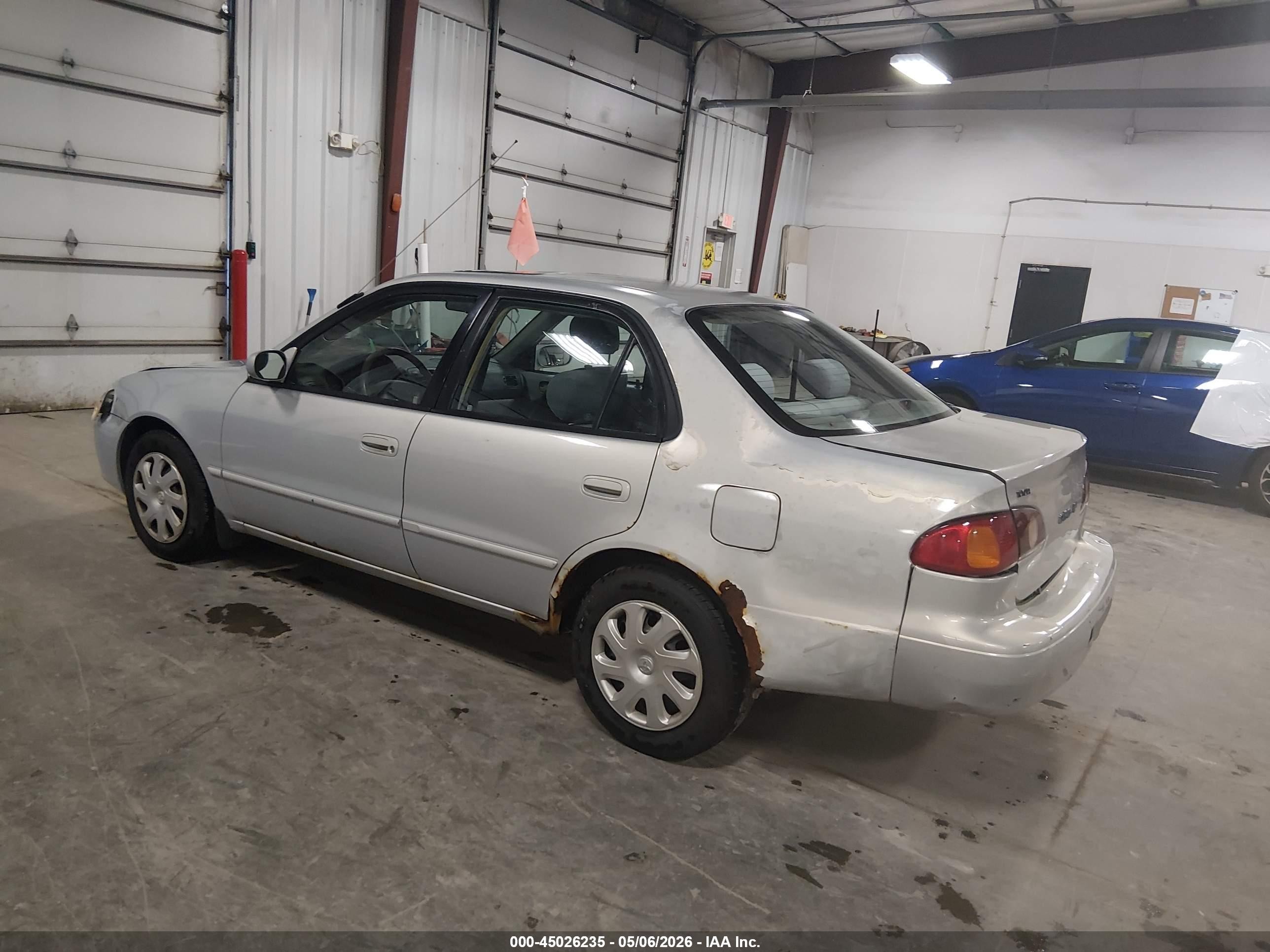 2002 Toyota Corolla Le Silver vin: 1NXBR12EX2Z580541