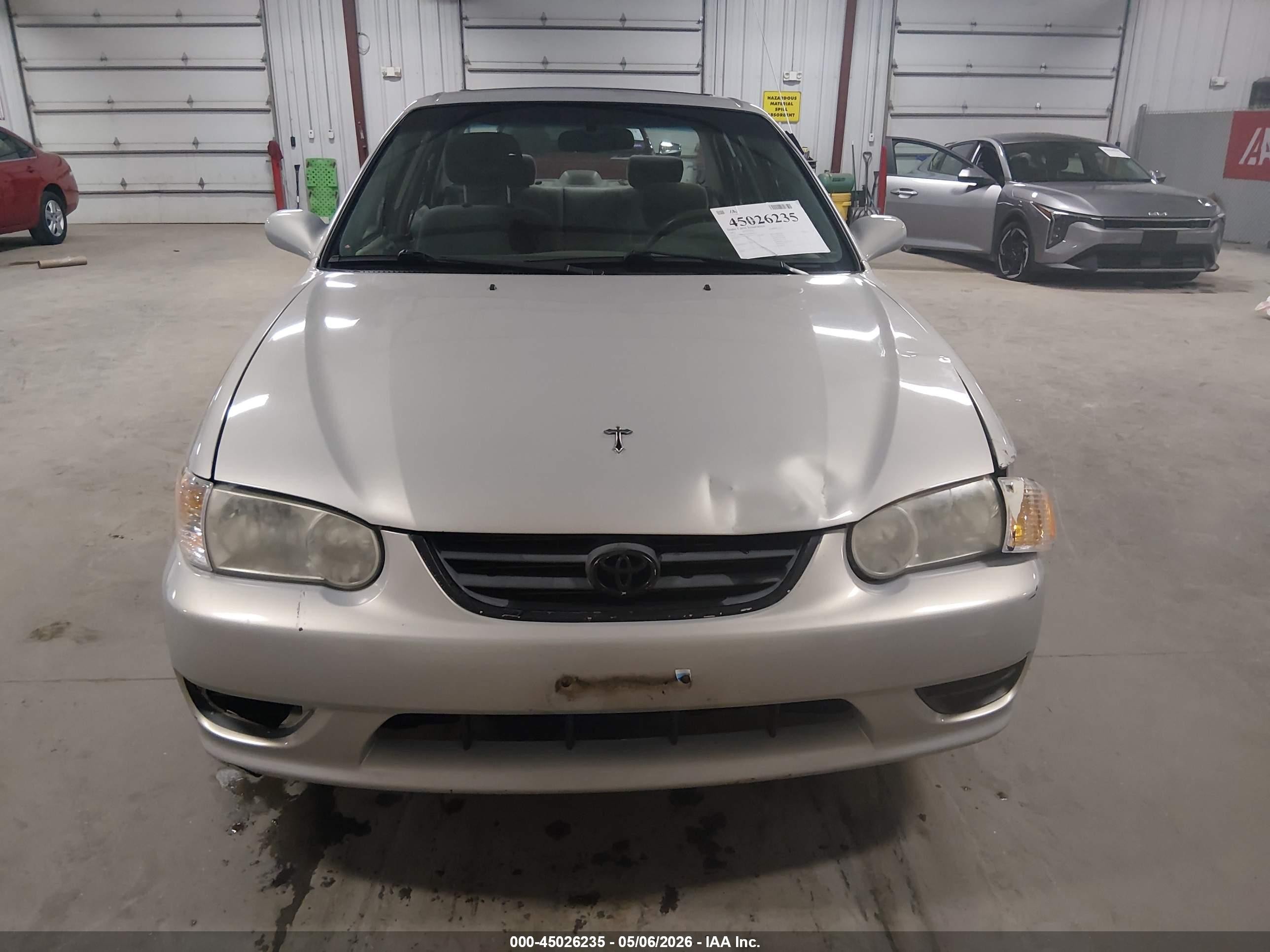 2002 Toyota Corolla Le Silver vin: 1NXBR12EX2Z580541