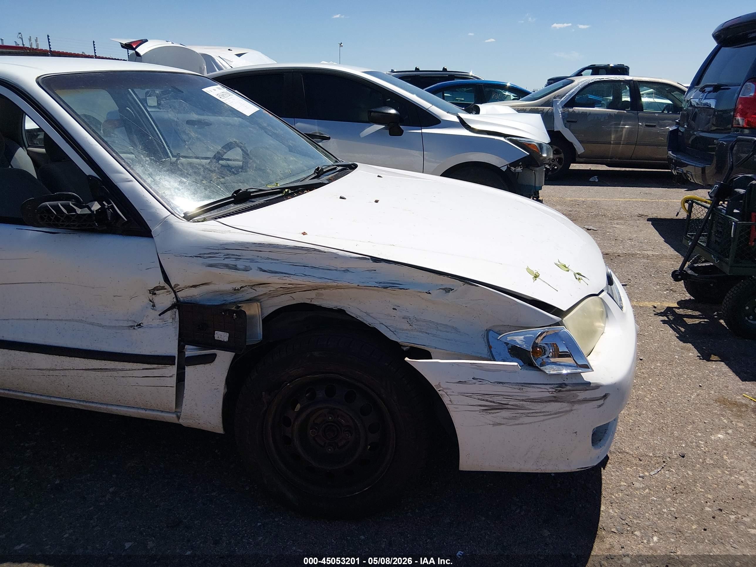 2002 Toyota Corolla Ce White vin: 1NXBR12EX2Z586033