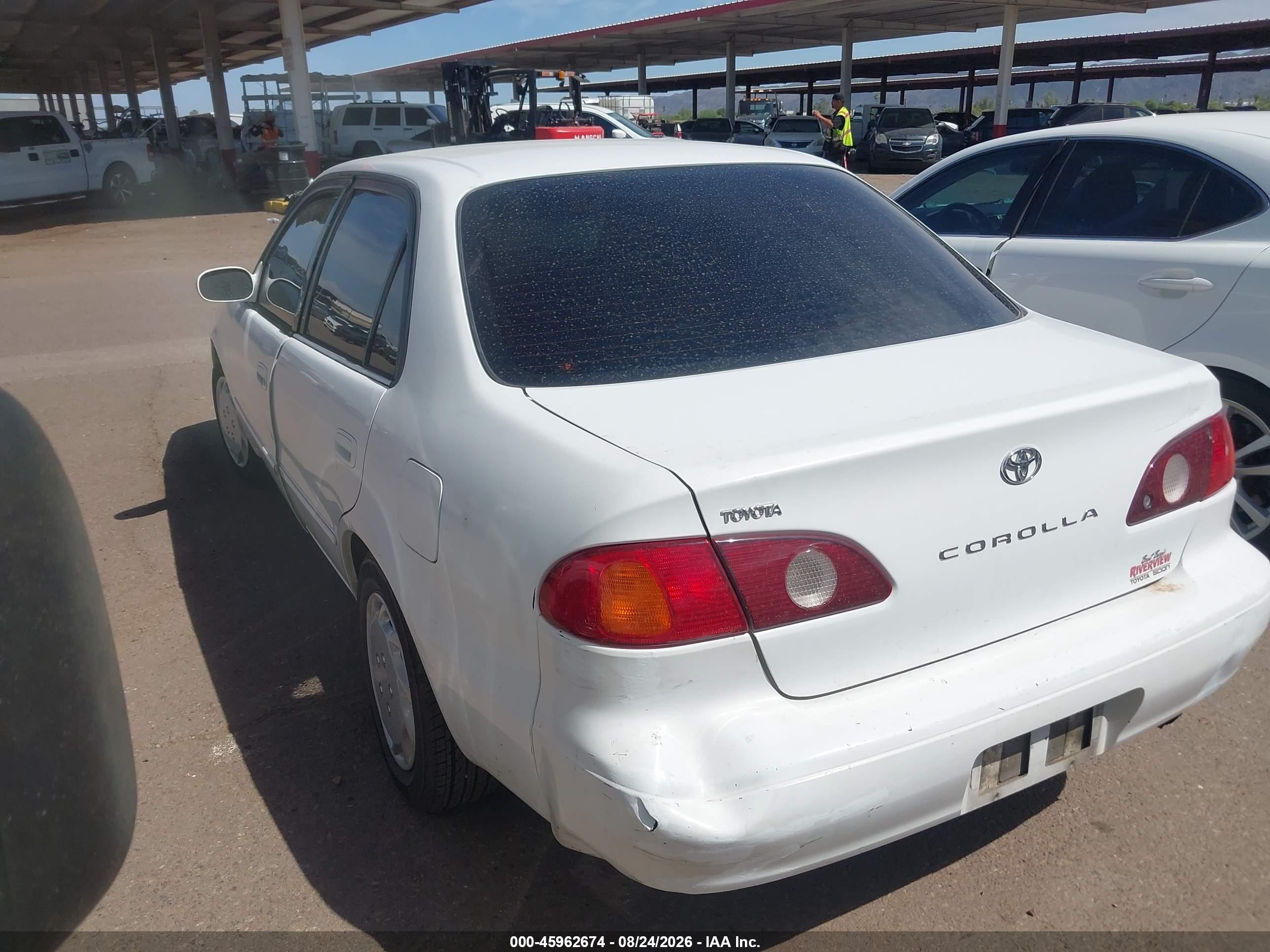 2002 Toyota Corolla Le Белый vin: 1NXBR12EX2Z622870