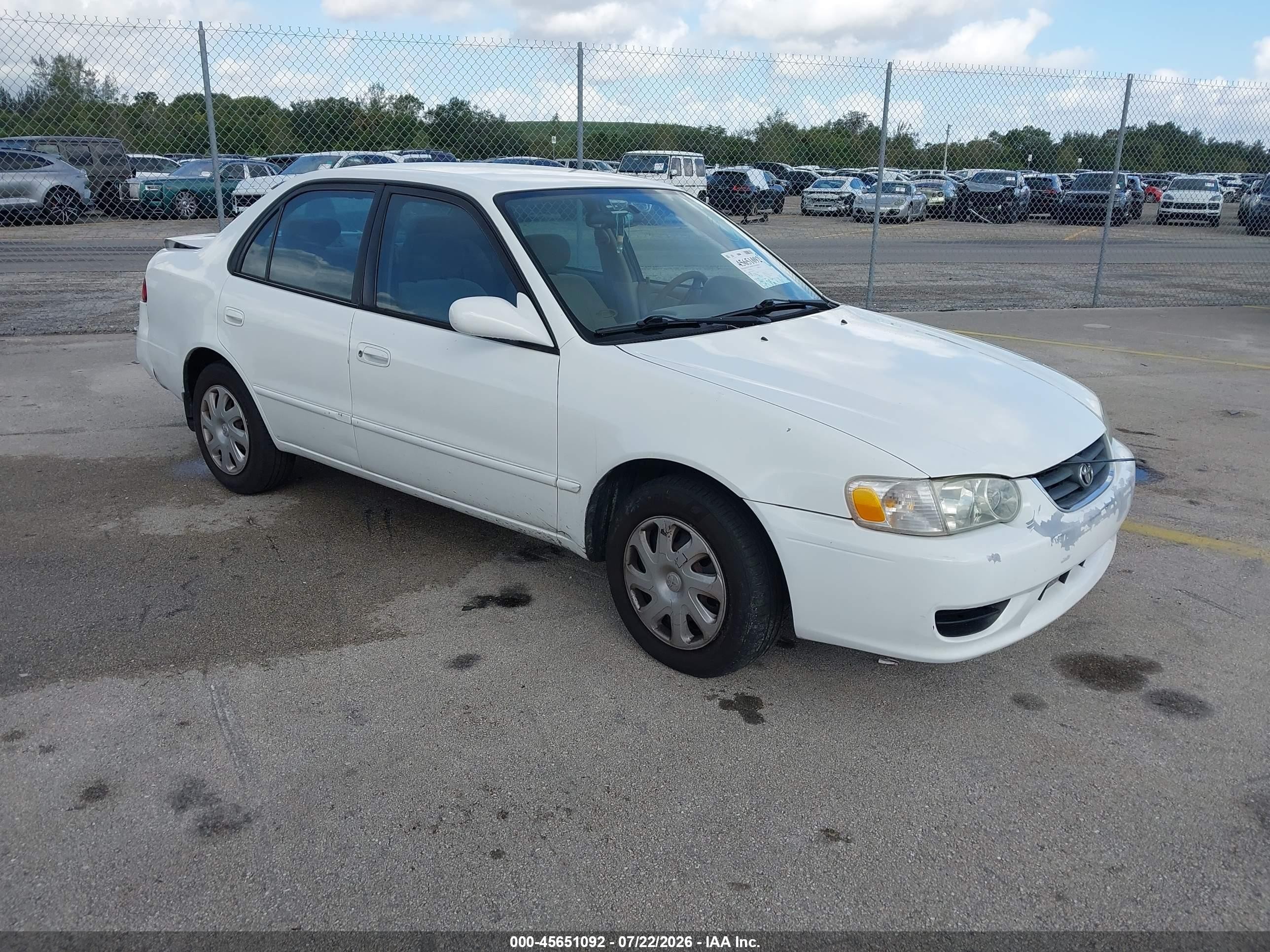 2002 Toyota Corolla Le White vin: 1NXBR12EX2Z637224