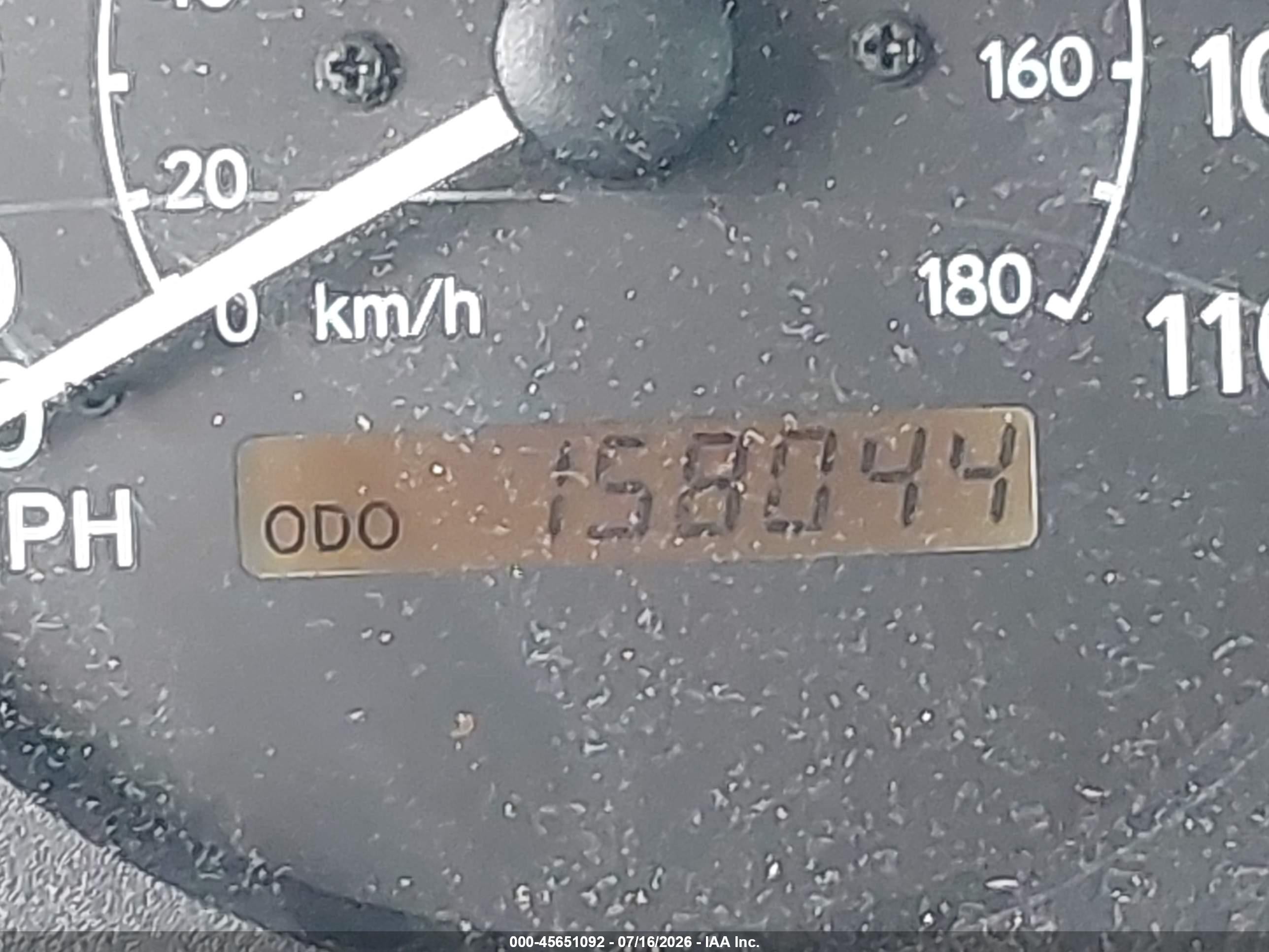 2002 Toyota Corolla Le White vin: 1NXBR12EX2Z637224