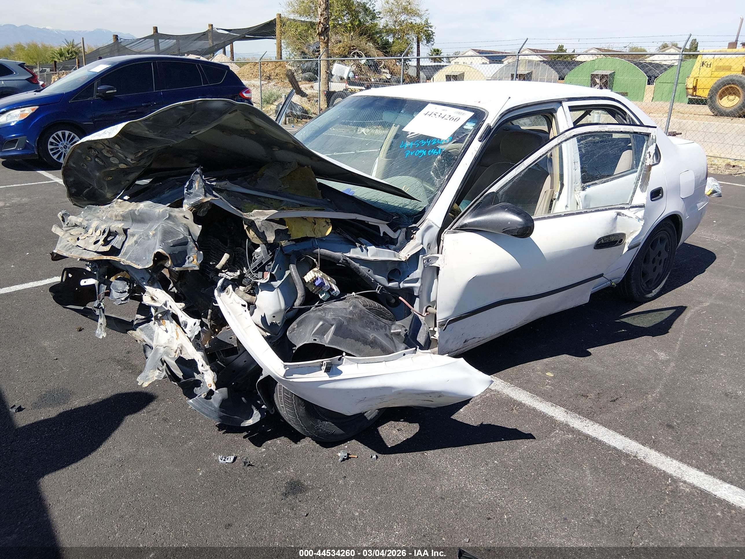 1999 Toyota Corolla Ve White vin: 1NXBR12EXXZ198792