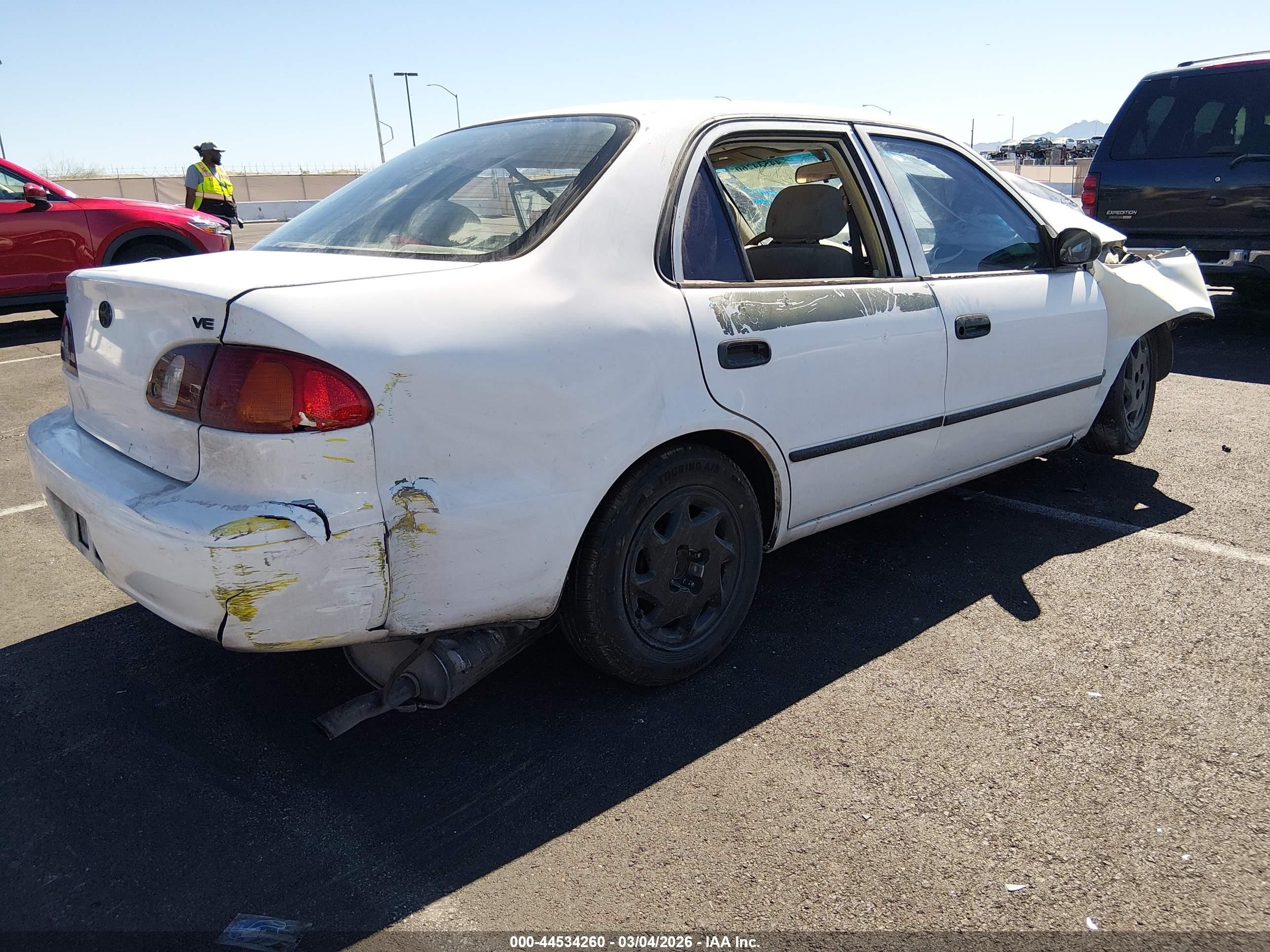 1999 Toyota Corolla Ve White vin: 1NXBR12EXXZ198792
