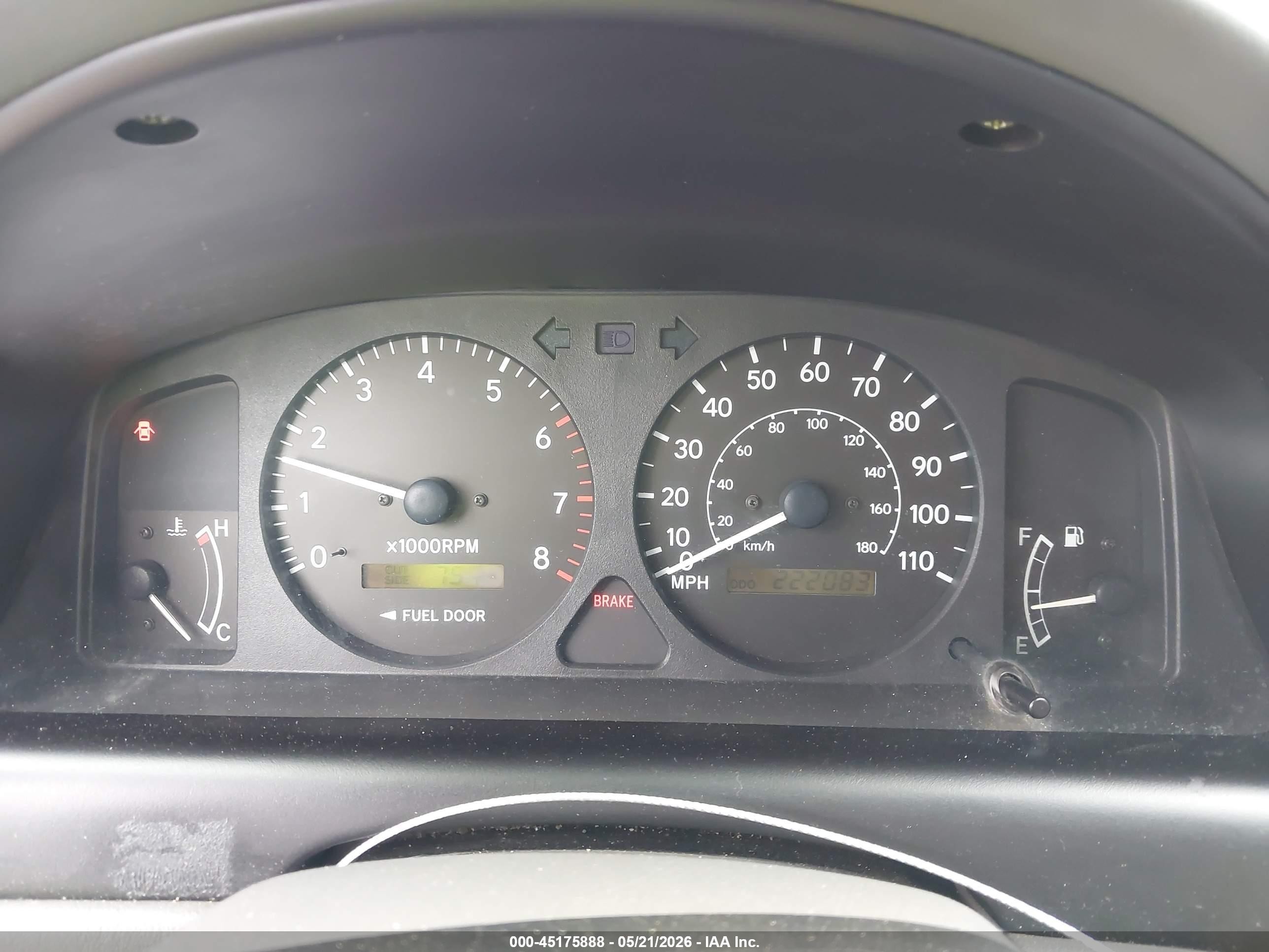 1998 Toyota Corolla Le Blue vin: 1NXBR18E5WZ095902
