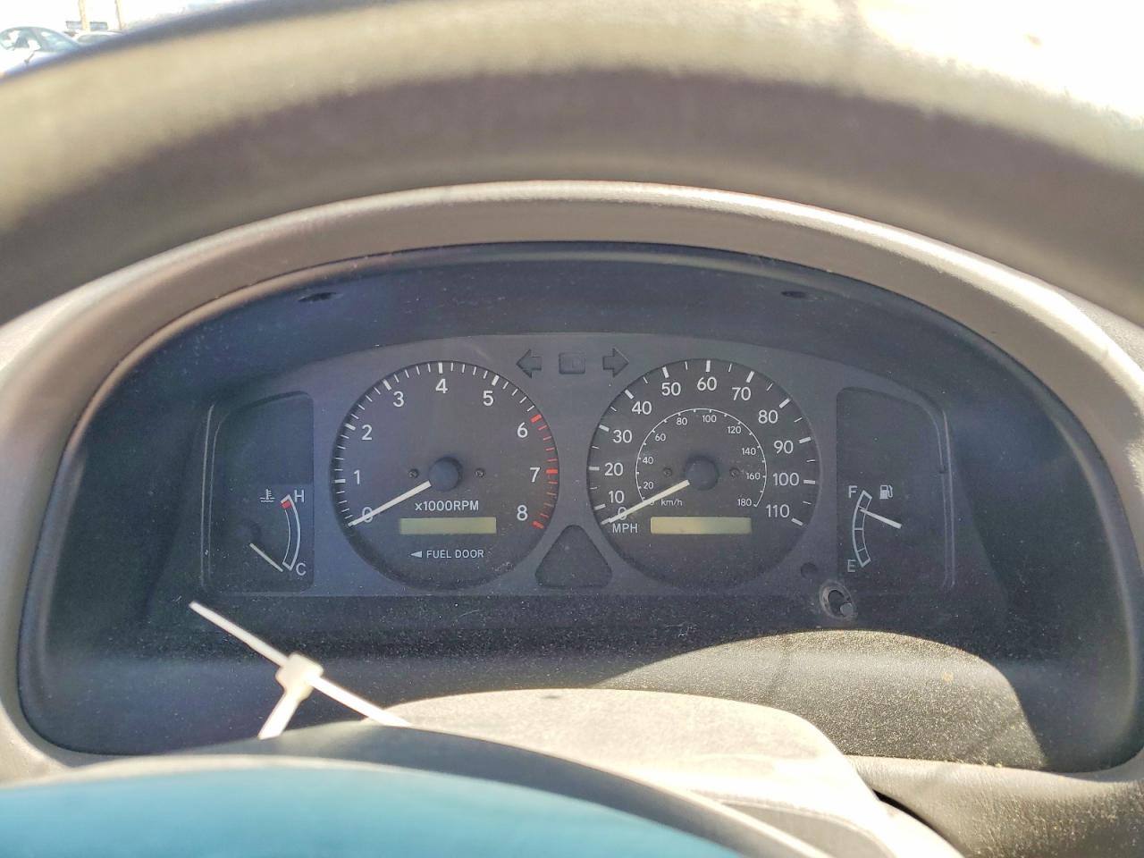 1998 Toyota Corolla Ve White vin: 1NXBR18EXWZ019155