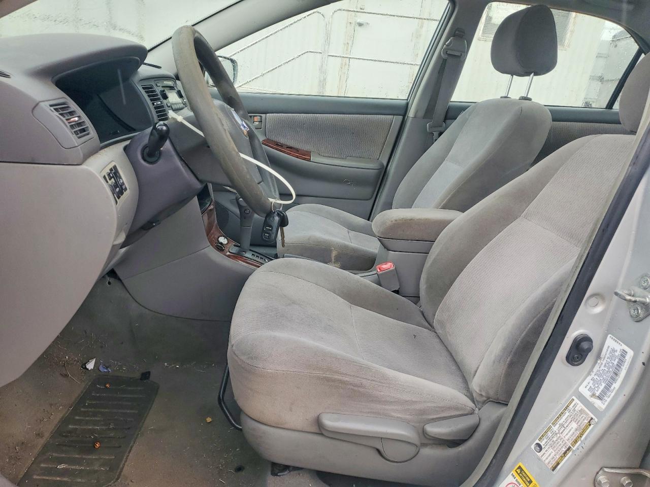 2005 Toyota Corolla Le Silver vin: 1NXBR30E45Z485301