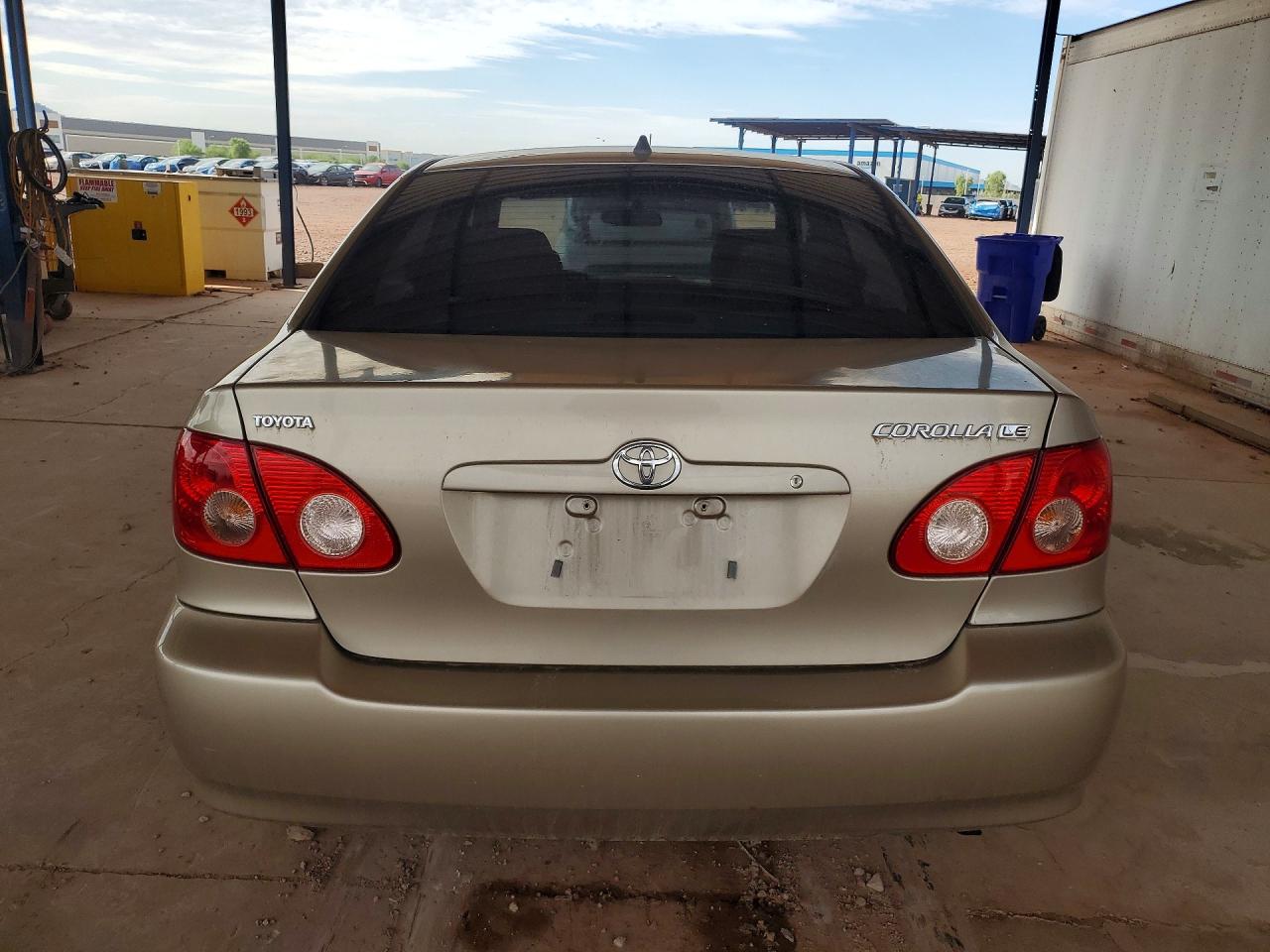 2005 Toyota Corolla Le Gold vin: 1NXBR30E55Z376748