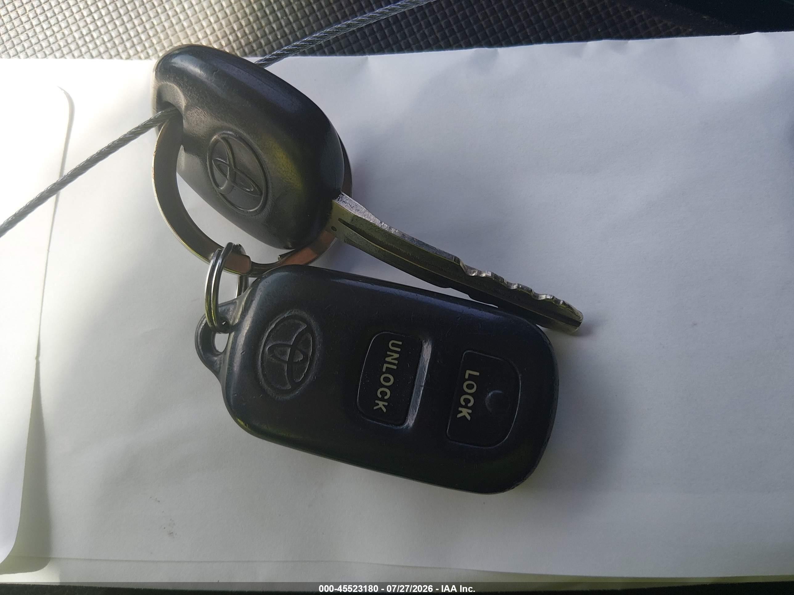 2005 Toyota Corolla Le Black vin: 1NXBR30E75Z366139
