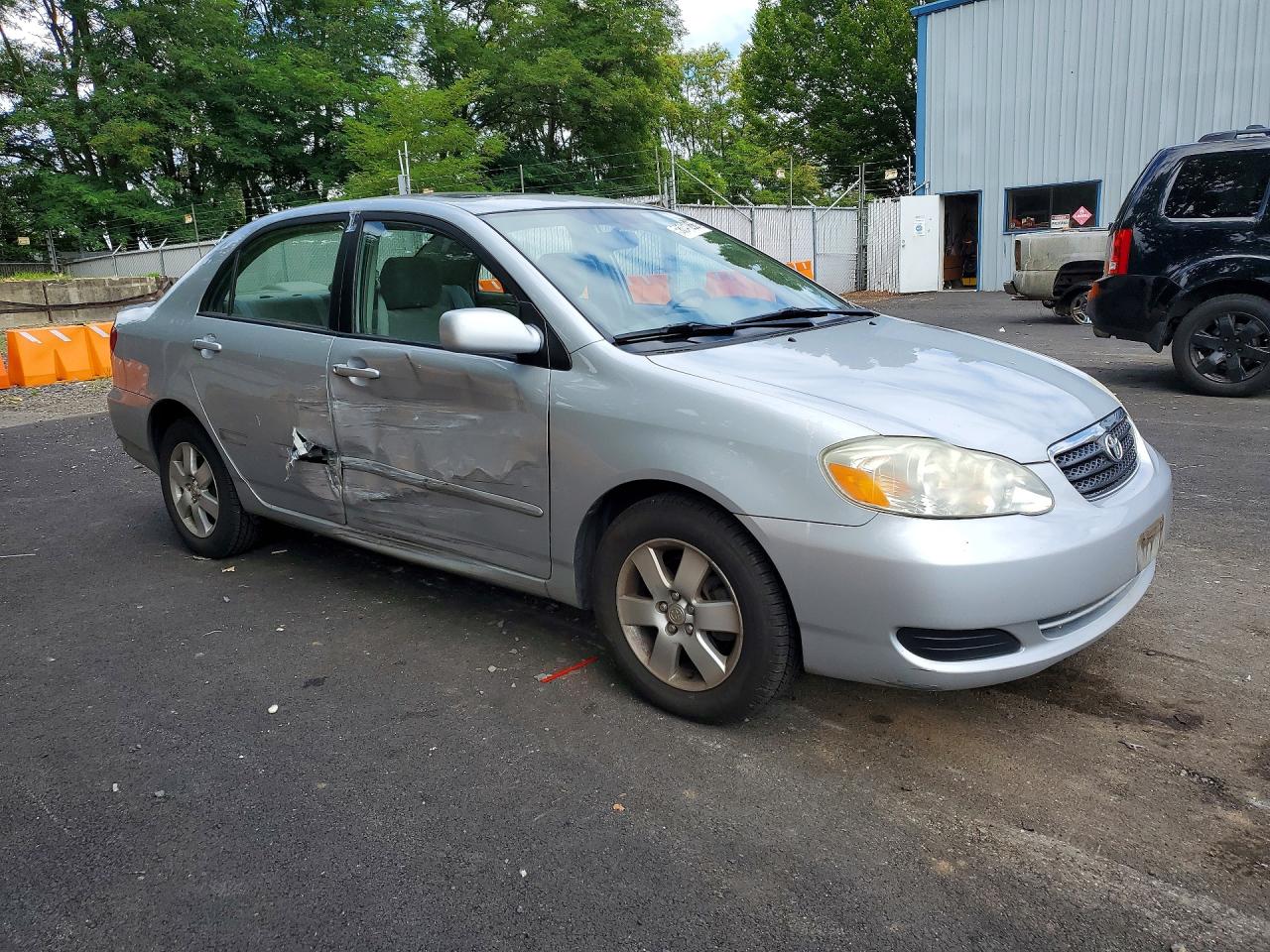 2005 Toyota Corolla Le Серебряный vin: 1NXBR30E75Z481002