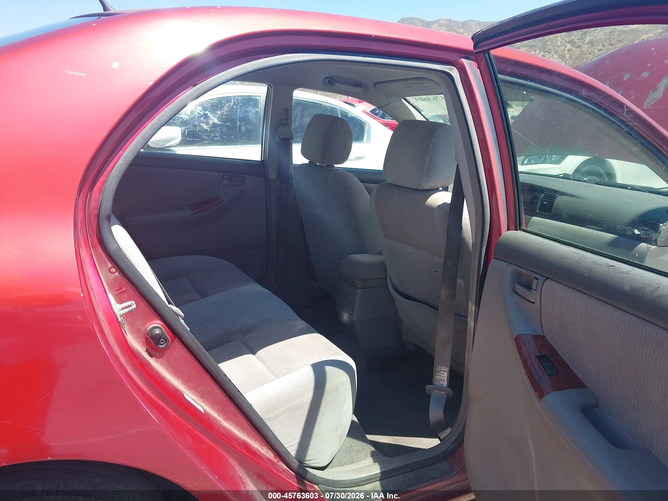2008 Toyota Corolla Le Red vin: 1NXBR30E98Z967072