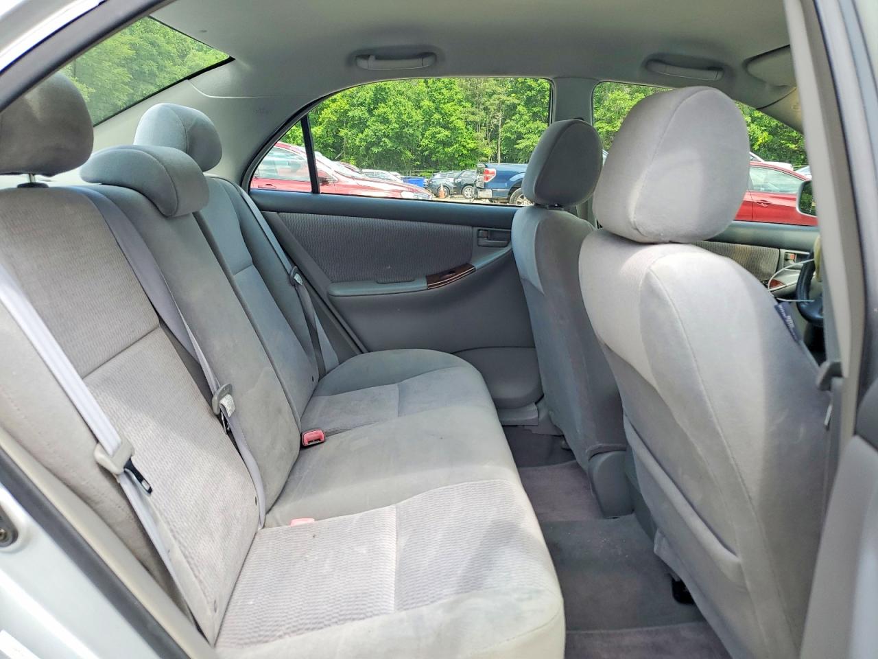 2005 Toyota Corolla Le Silver vin: 1NXBR30EX5Z490583