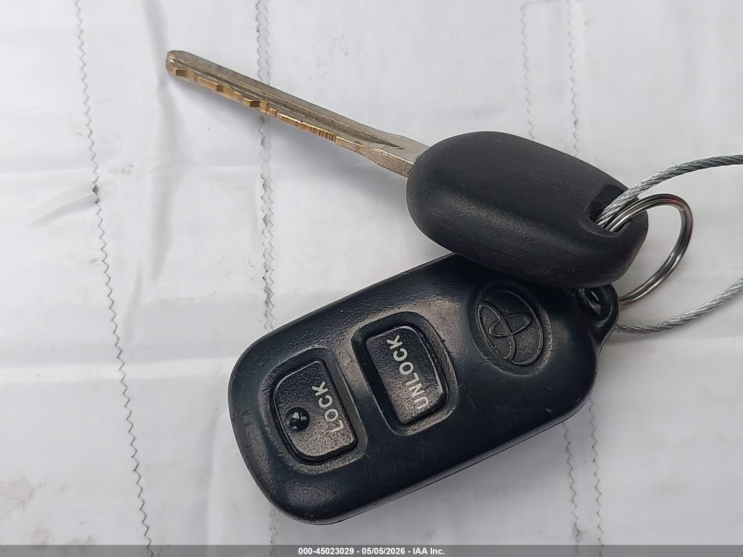 2007 Toyota Corolla Le Silver vin: 1NXBR30EX7Z836277