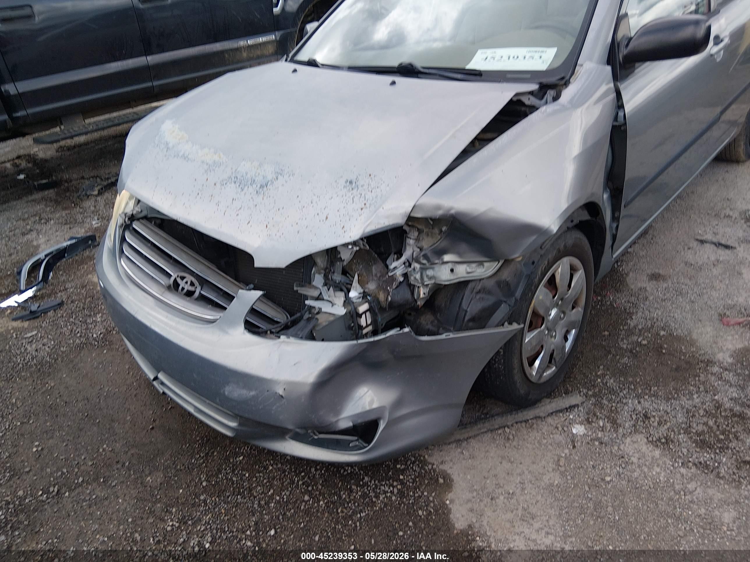 2004 Toyota Corolla Ce Gray vin: 1NXBR32E04Z300074
