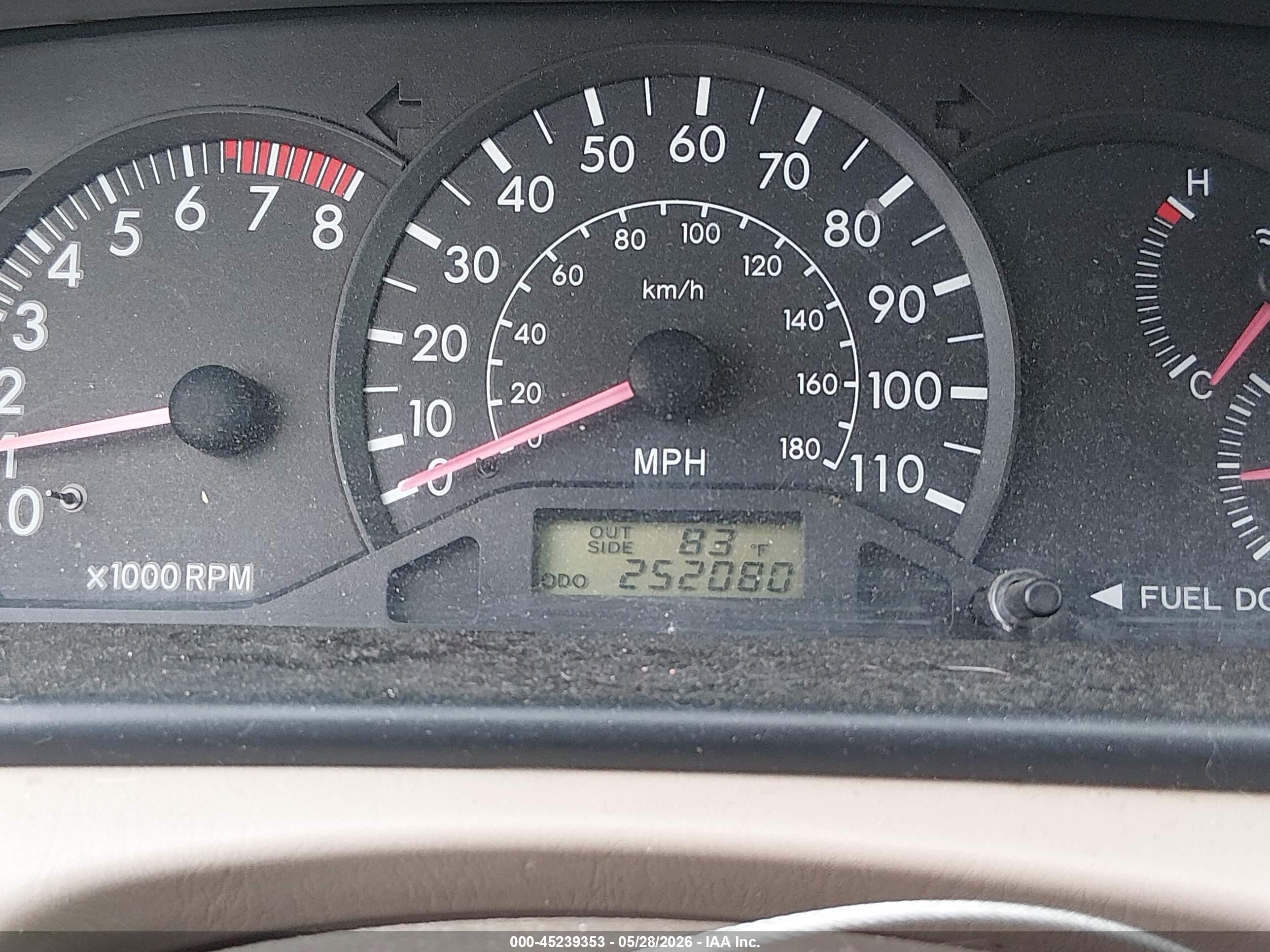 2004 Toyota Corolla Ce Gray vin: 1NXBR32E04Z300074