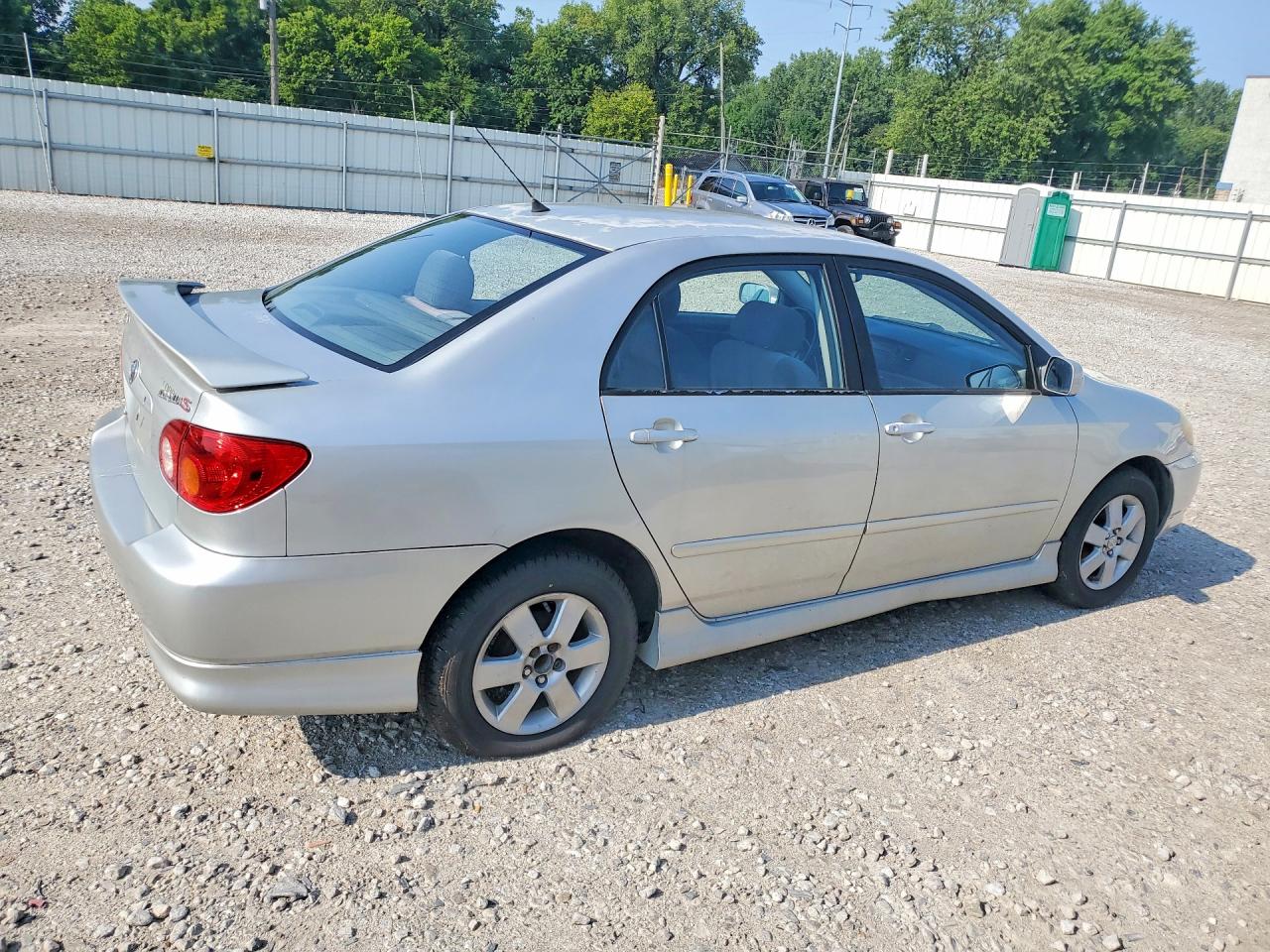 2004 Toyota Corolla S Silver vin: 1NXBR32E04Z333477