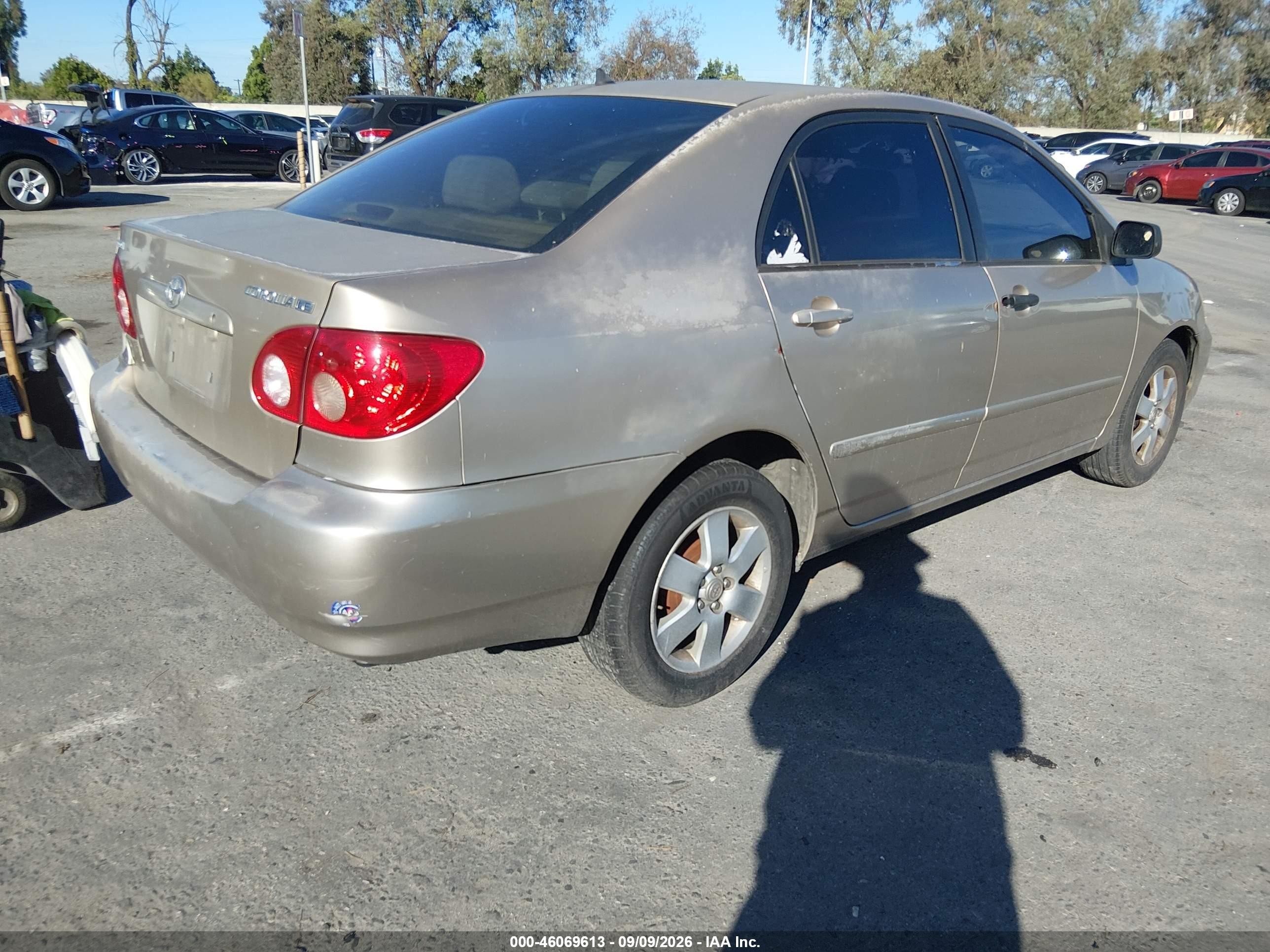 2005 Toyota Corolla Le Champagne vin: 1NXBR32E05Z488564