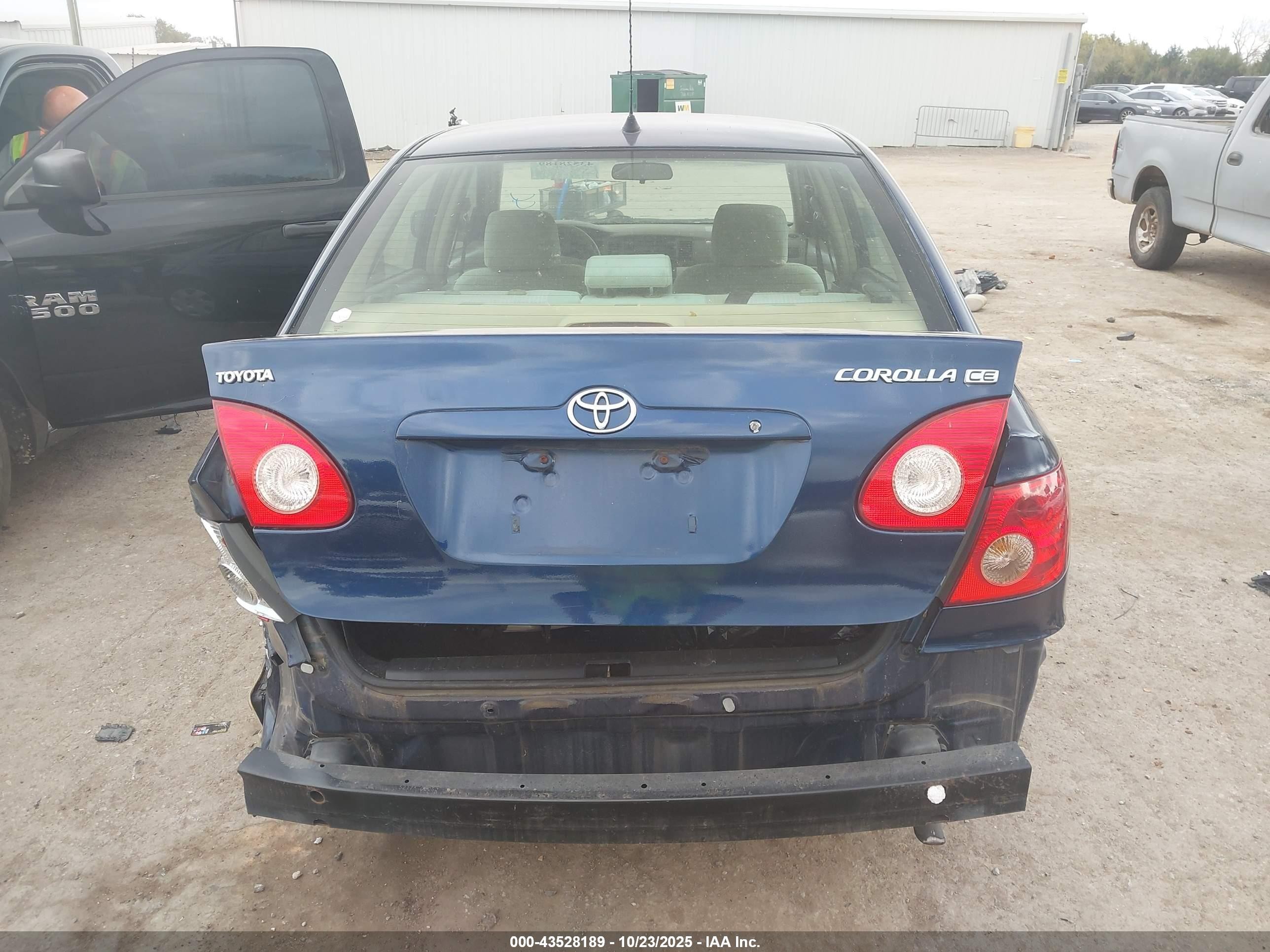 2005 Toyota Corolla Ce Dark Blue vin: 1NXBR32E05Z503581