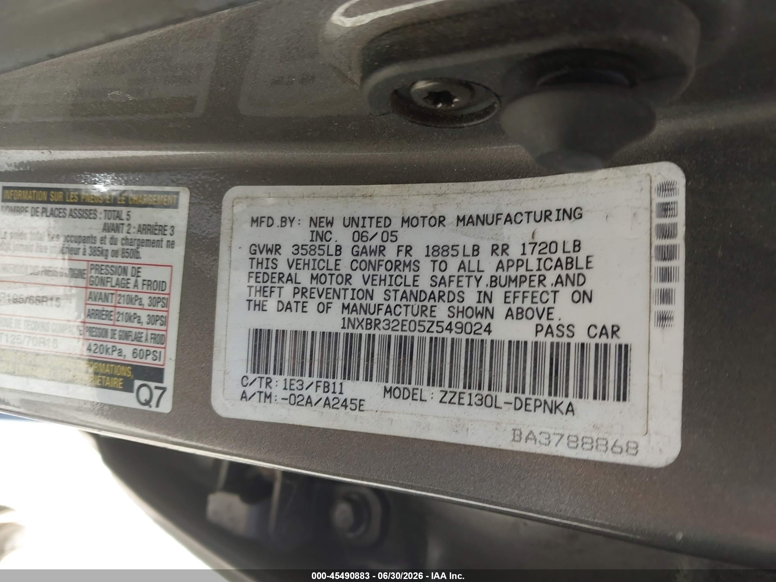 2005 Toyota Corolla Le Gray vin: 1NXBR32E05Z549024