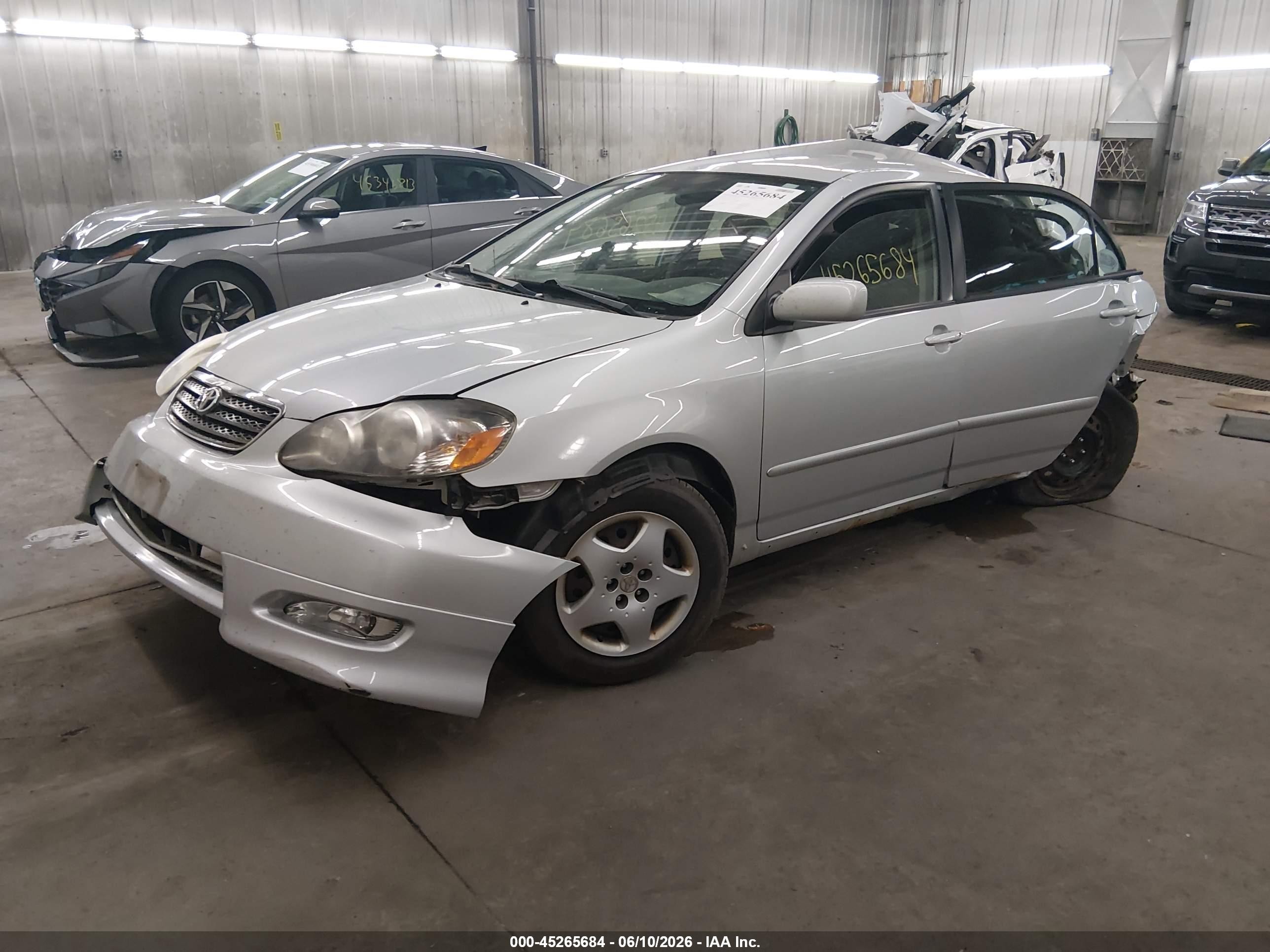 2007 Toyota Corolla S Серебряный vin: 1NXBR32E07Z775924