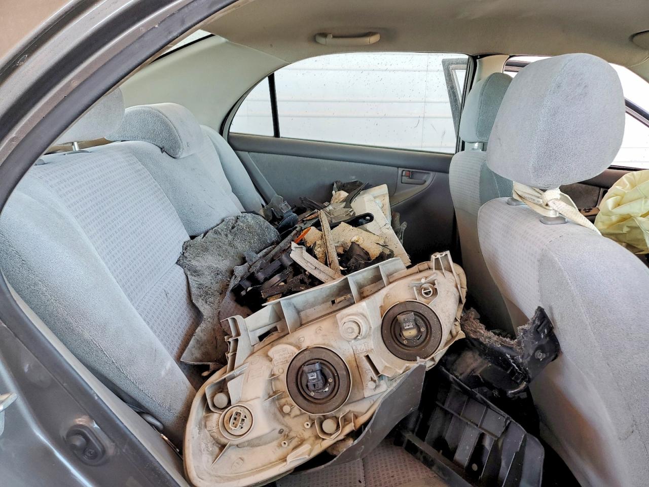 2007 Toyota Corolla Ce Tan vin: 1NXBR32E07Z910786