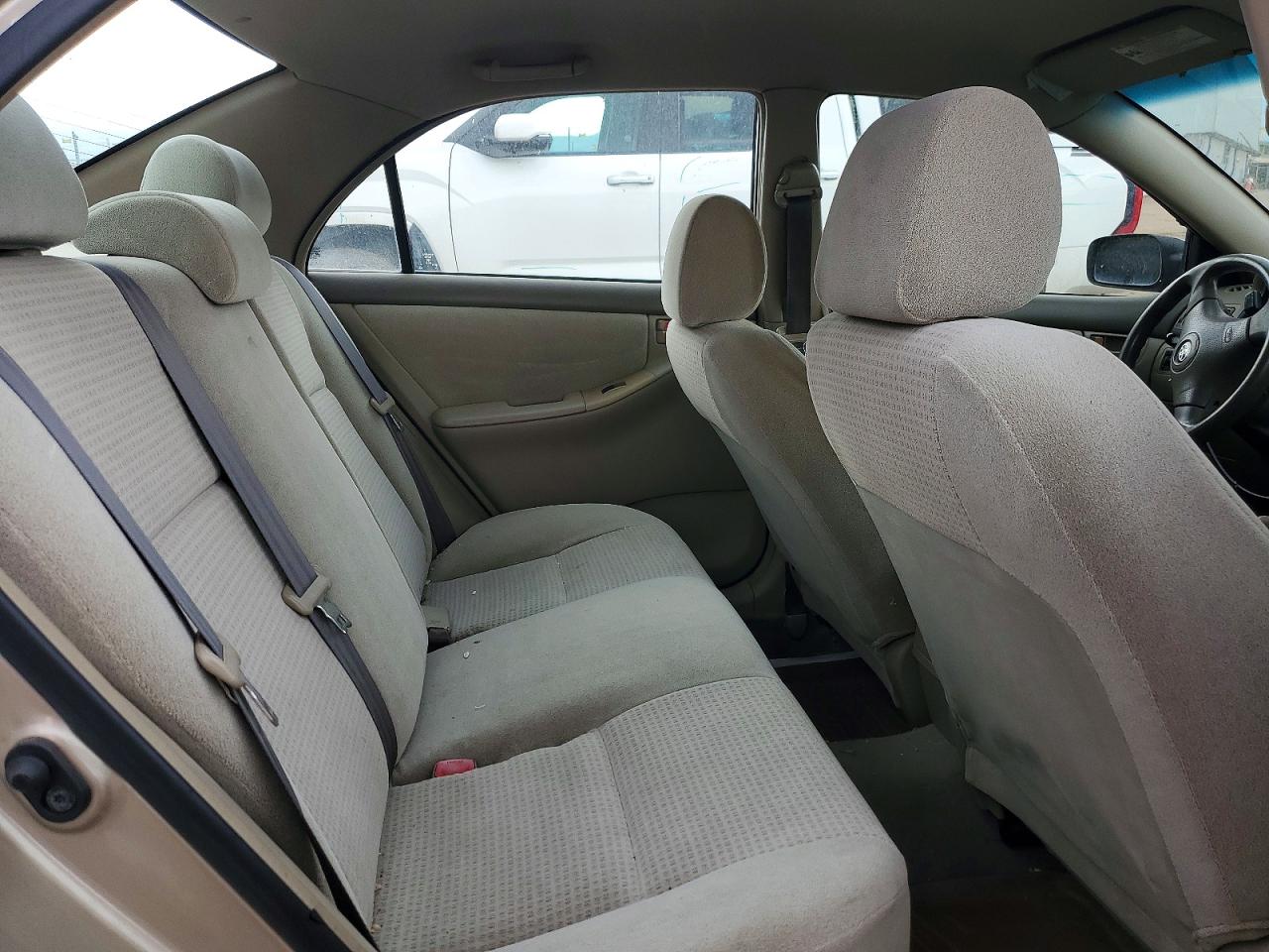 2008 Toyota Corolla Ce Gold vin: 1NXBR32E08Z028471