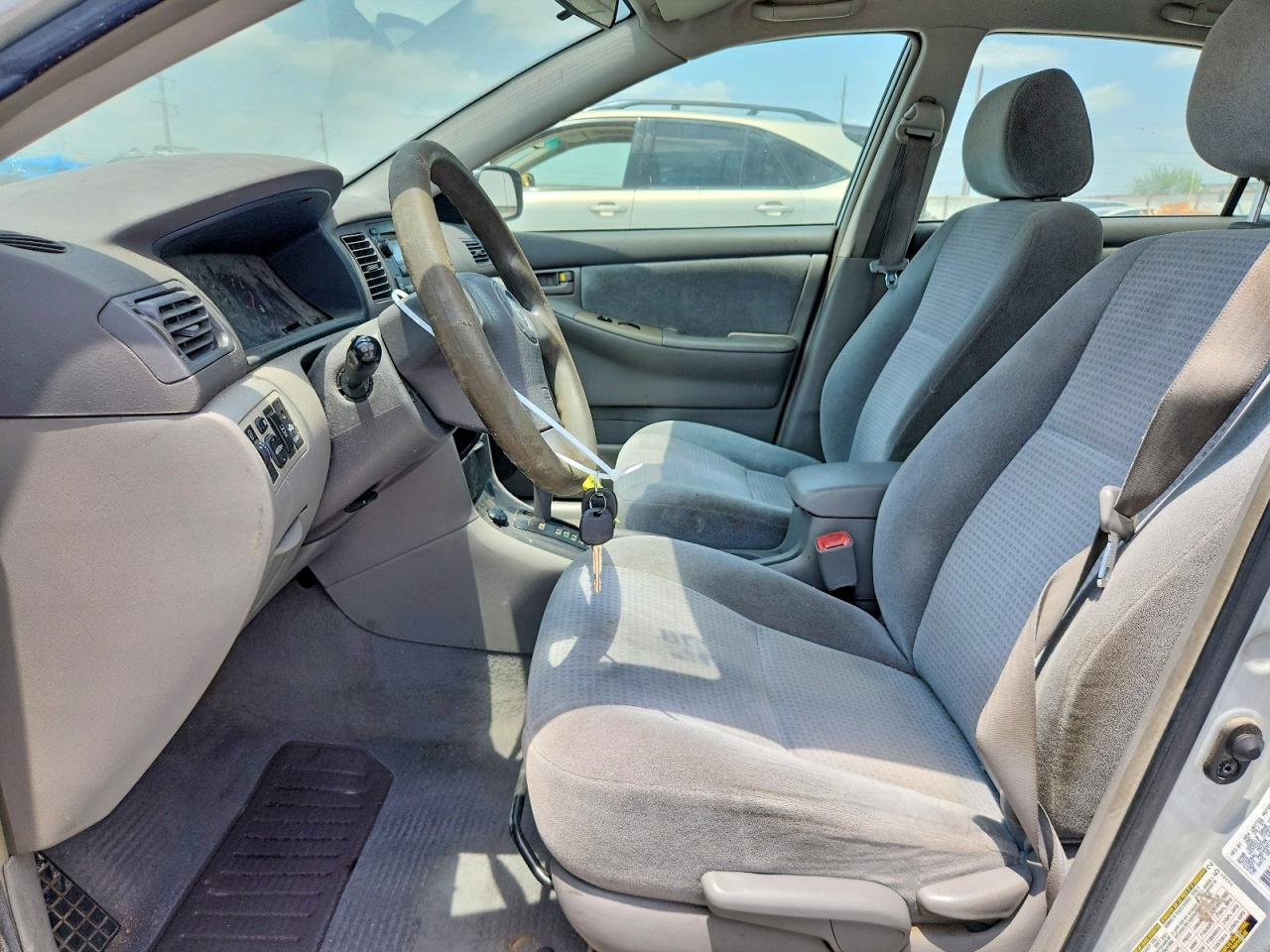 2008 Toyota Corolla Ce Silver vin: 1NXBR32E08Z991709