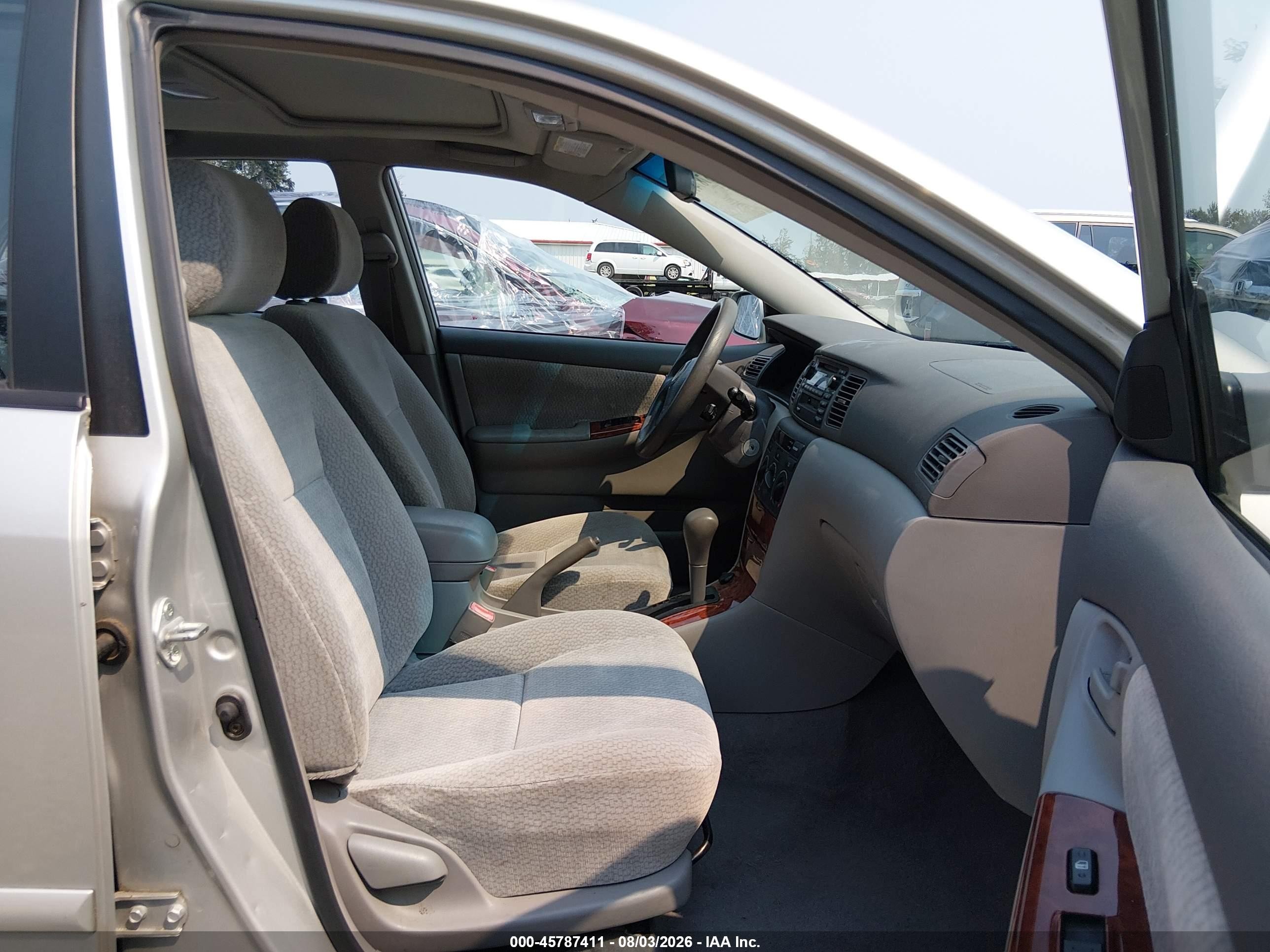 2003 Toyota Corolla Le Silver vin: 1NXBR32E23Z019859