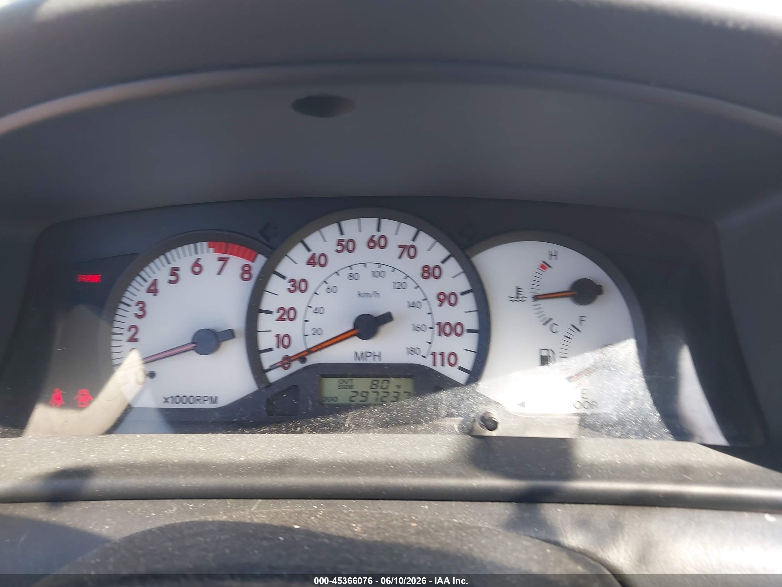 2004 Toyota Corolla S Серый vin: 1NXBR32E24Z249516