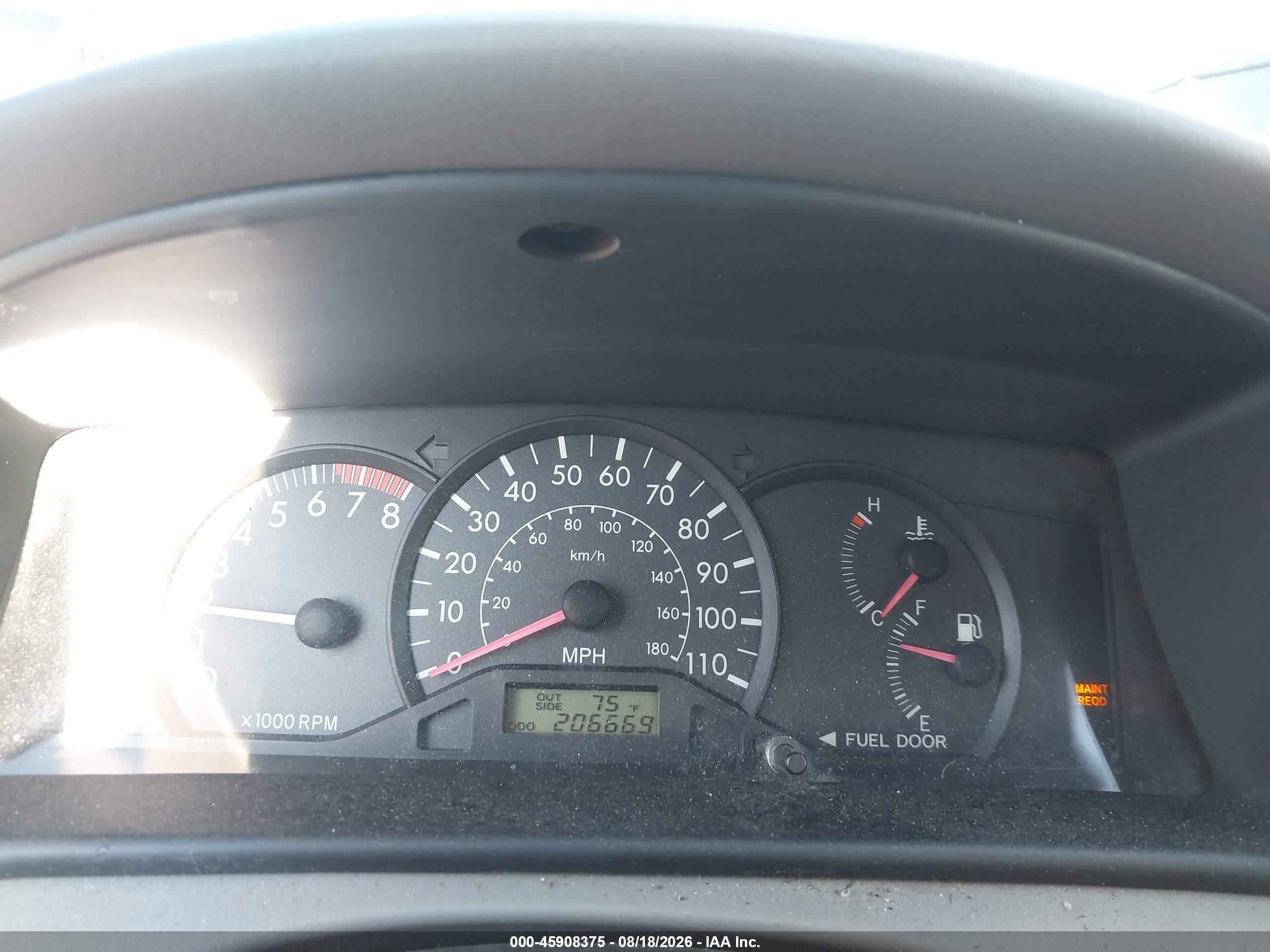 2005 Toyota Corolla Ce Серый vin: 1NXBR32E25Z498139