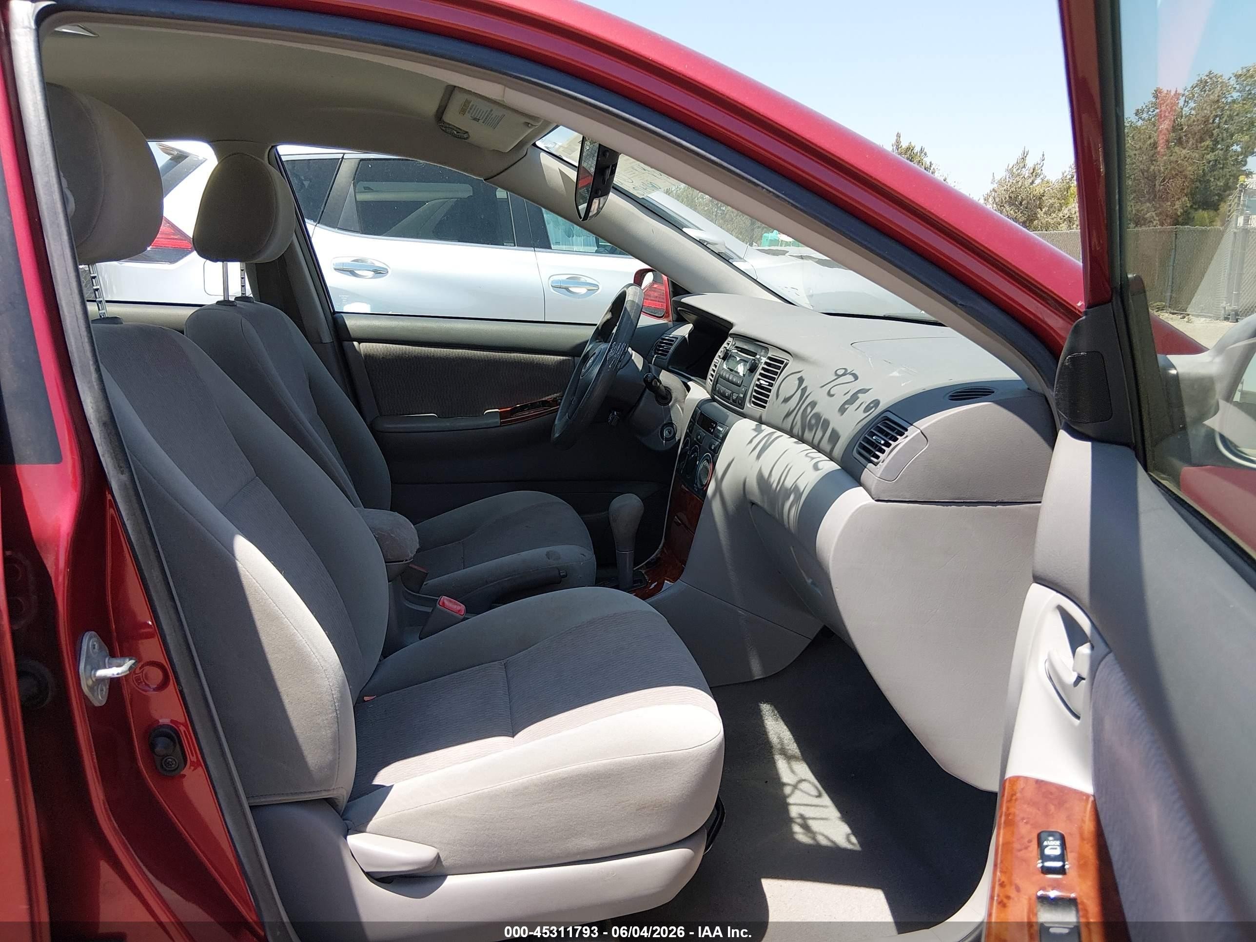 2007 Toyota Corolla Le Burgundy vin: 1NXBR32E27Z922048