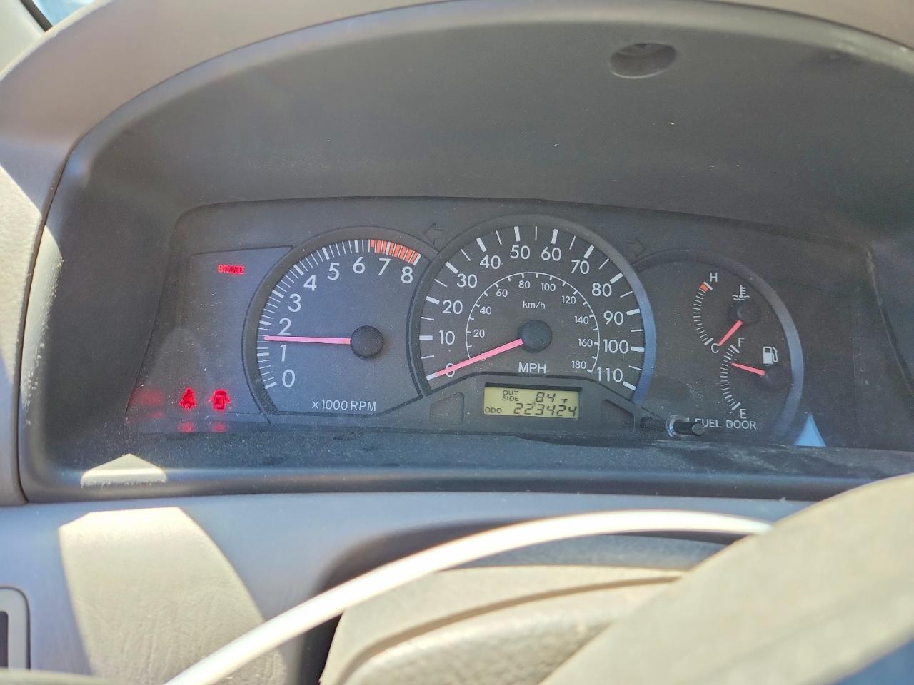 2008 Toyota Corolla Ce Silver vin: 1NXBR32E28Z026317